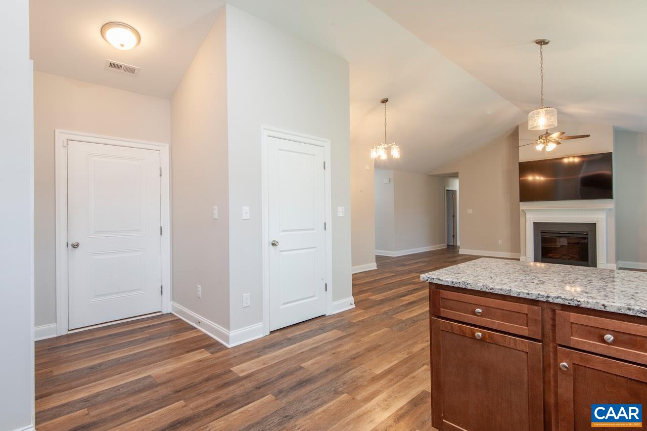 306 STONE ORCHARD DR