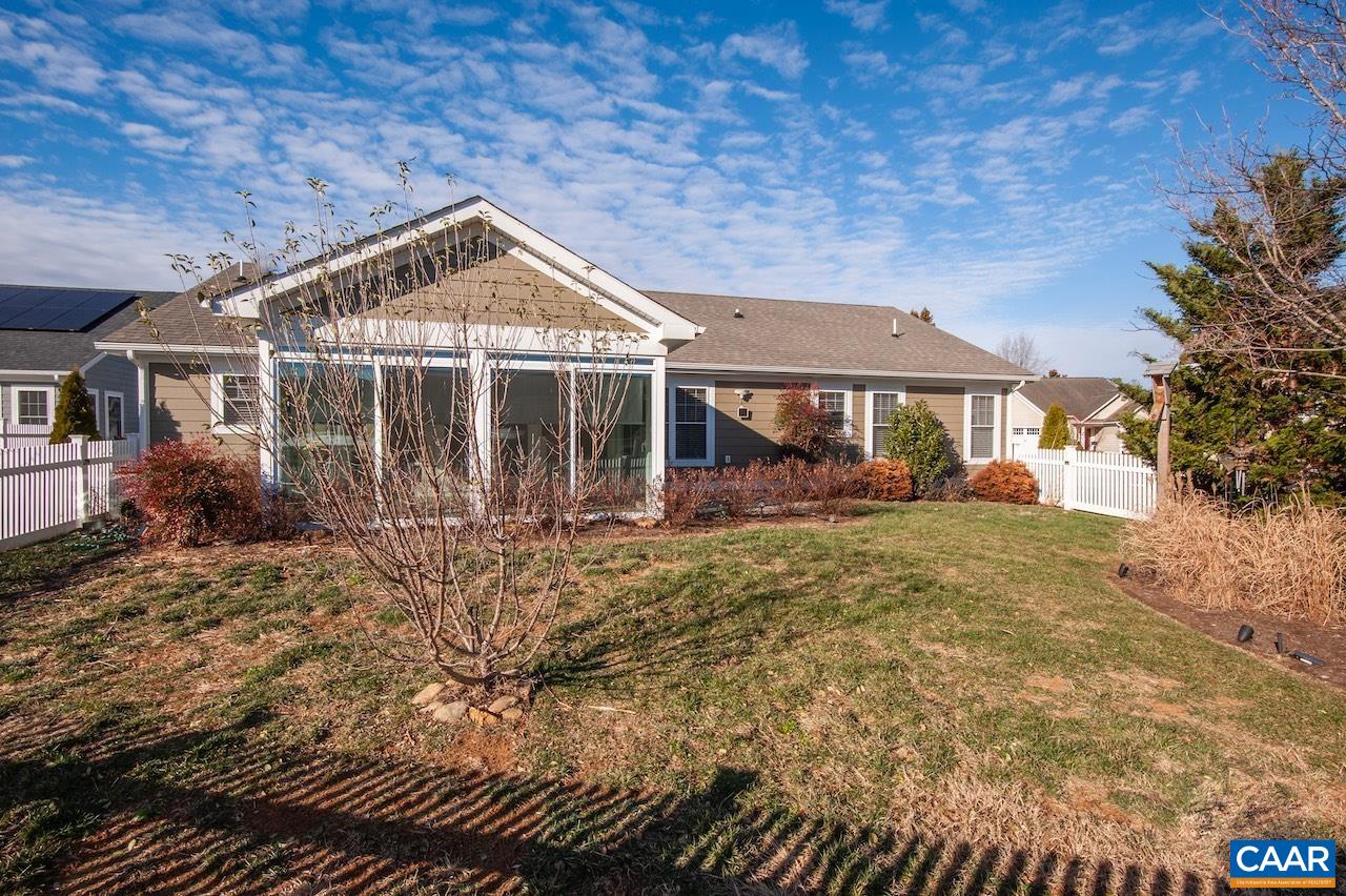 306 STONE ORCHARD DR