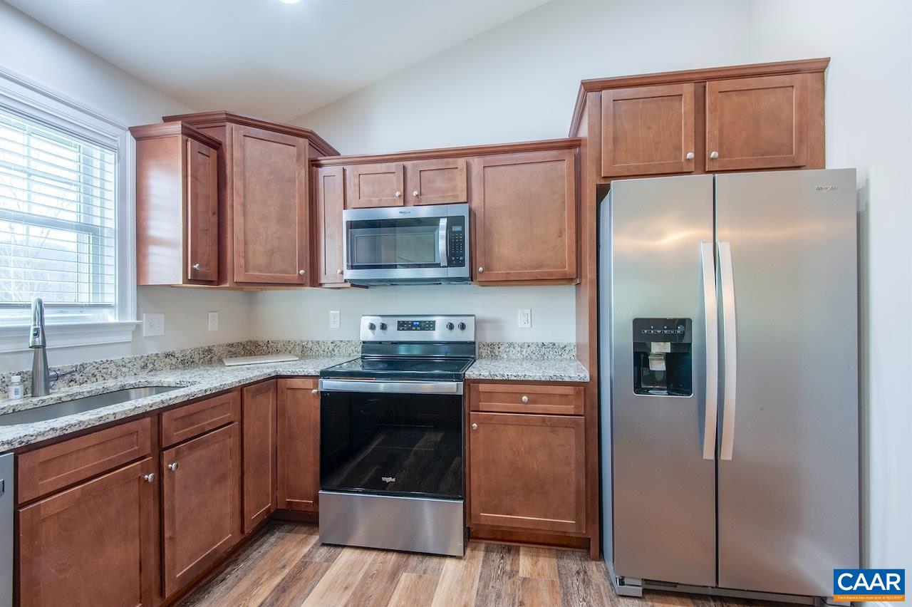 306 STONE ORCHARD DR