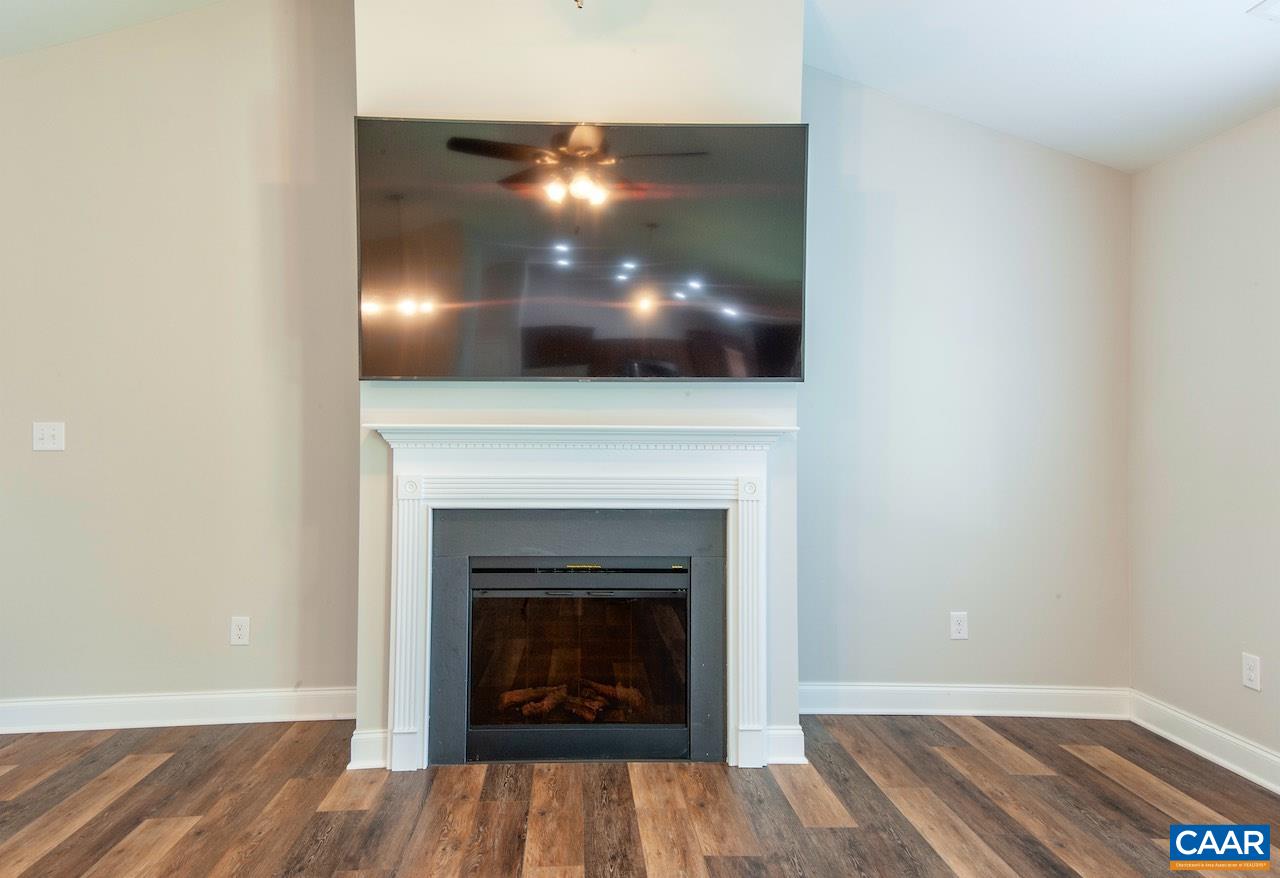 306 STONE ORCHARD DR