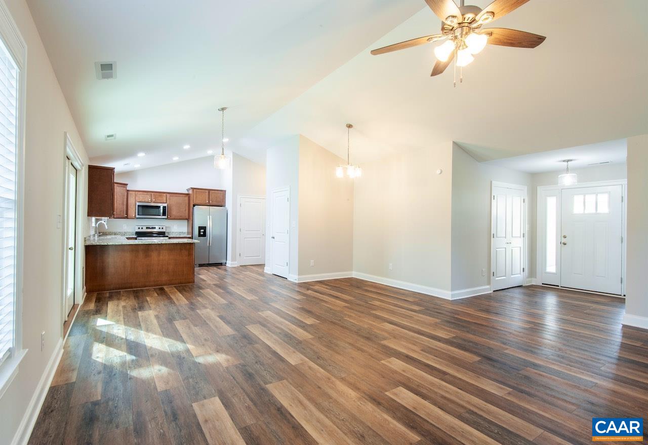 306 STONE ORCHARD DR