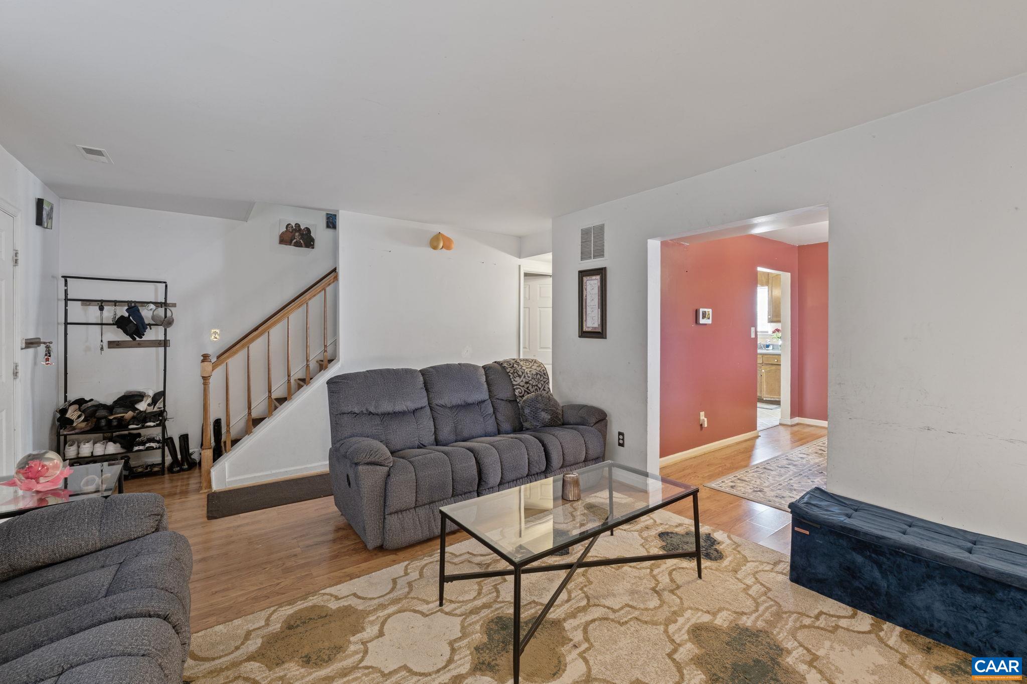 2319 FINCH CT
