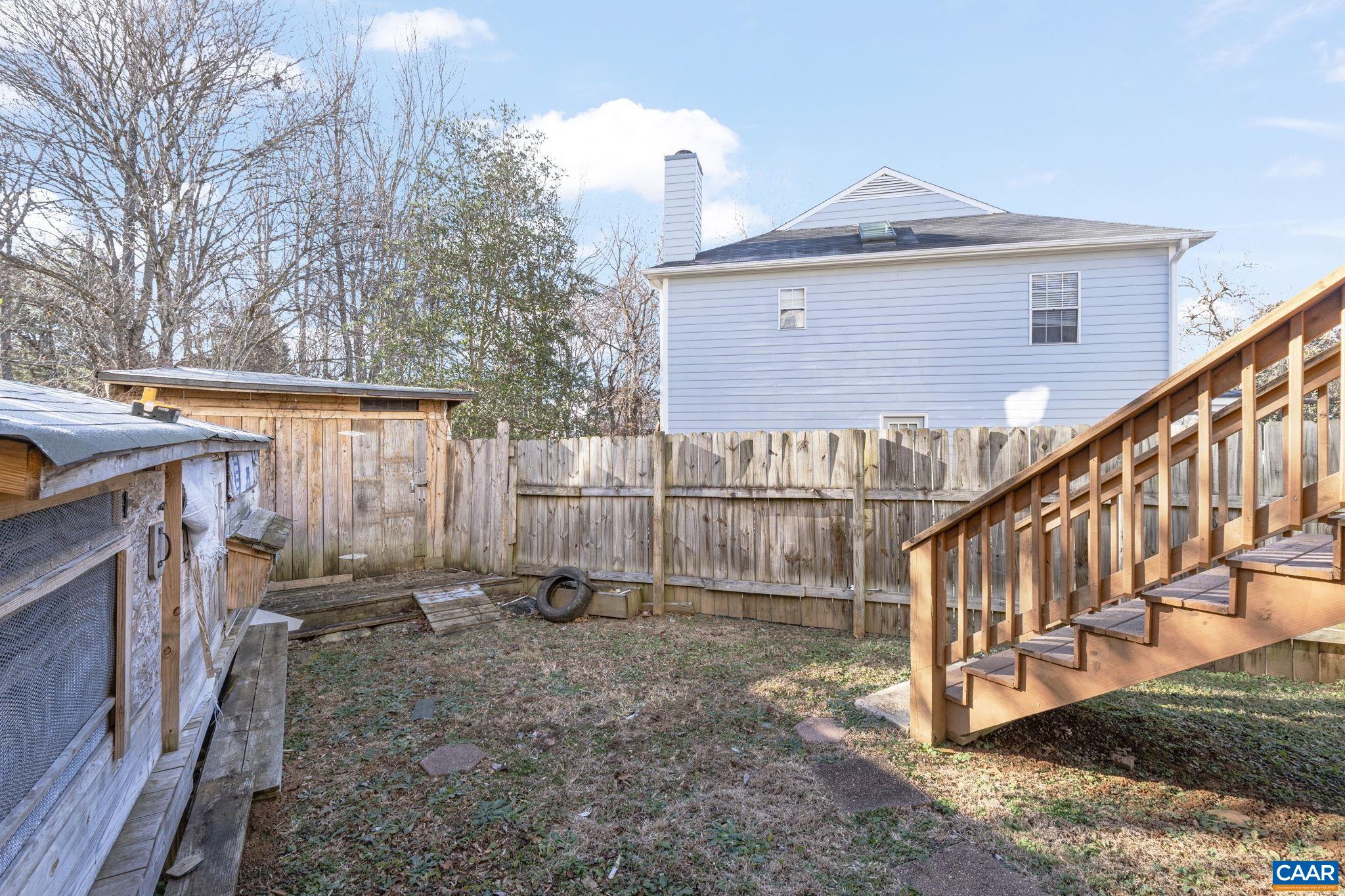 2319 FINCH CT