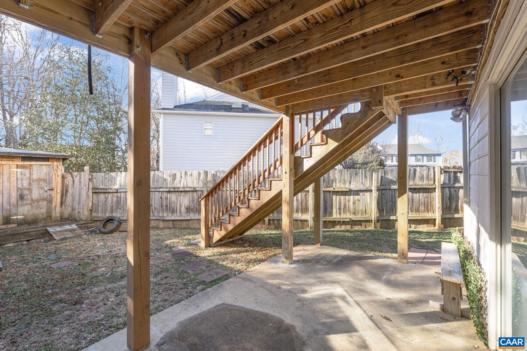2319 FINCH CT