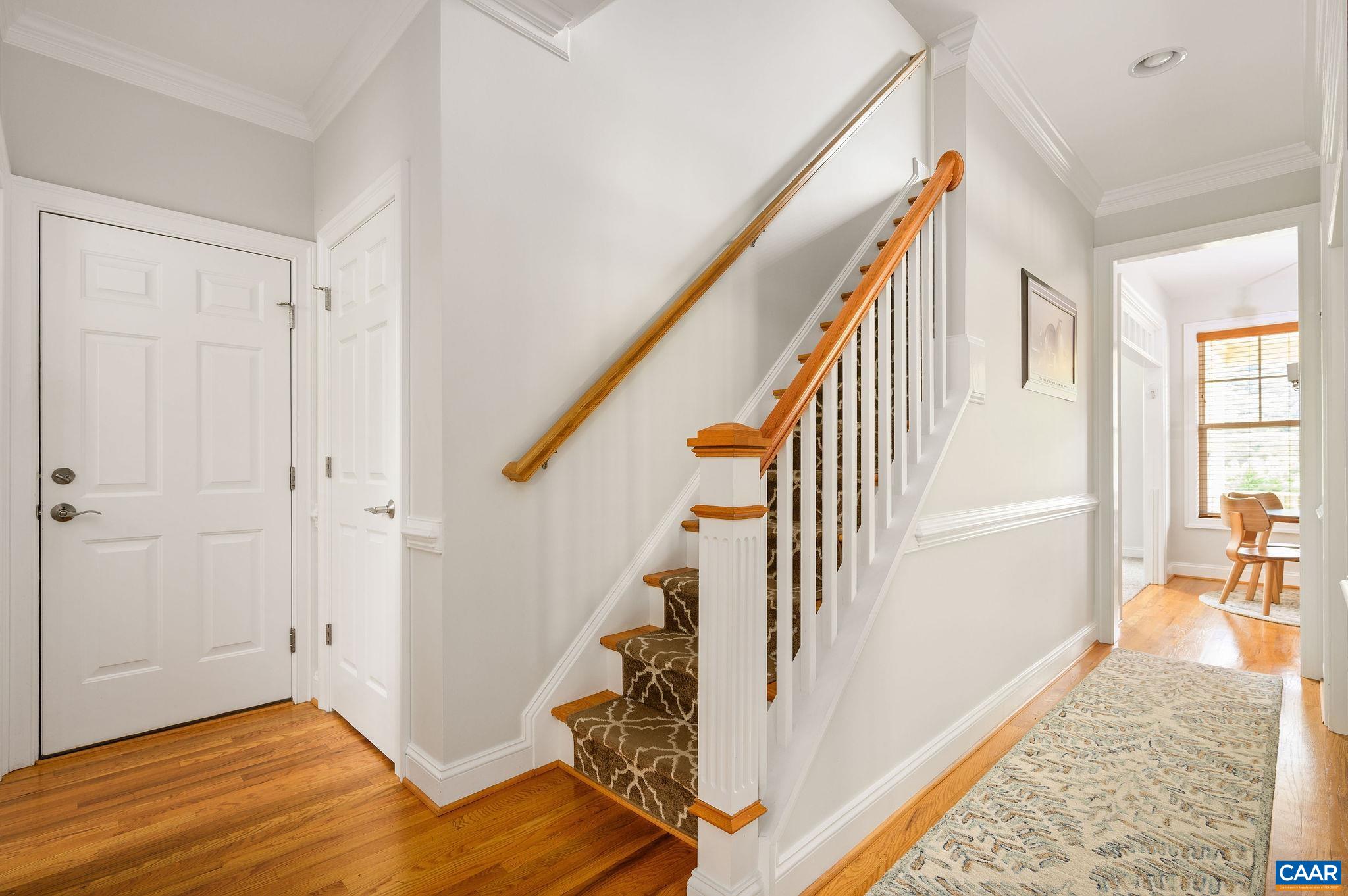 1124 ARDEN DR