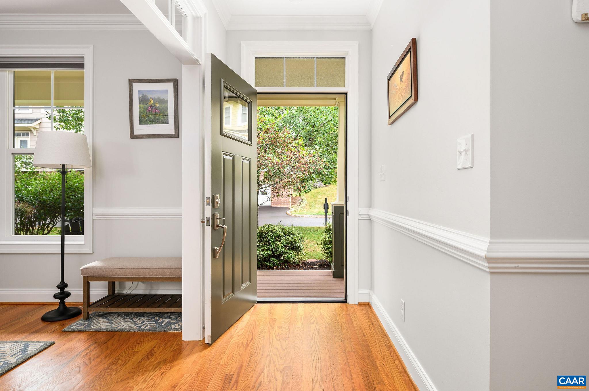 1124 ARDEN DR