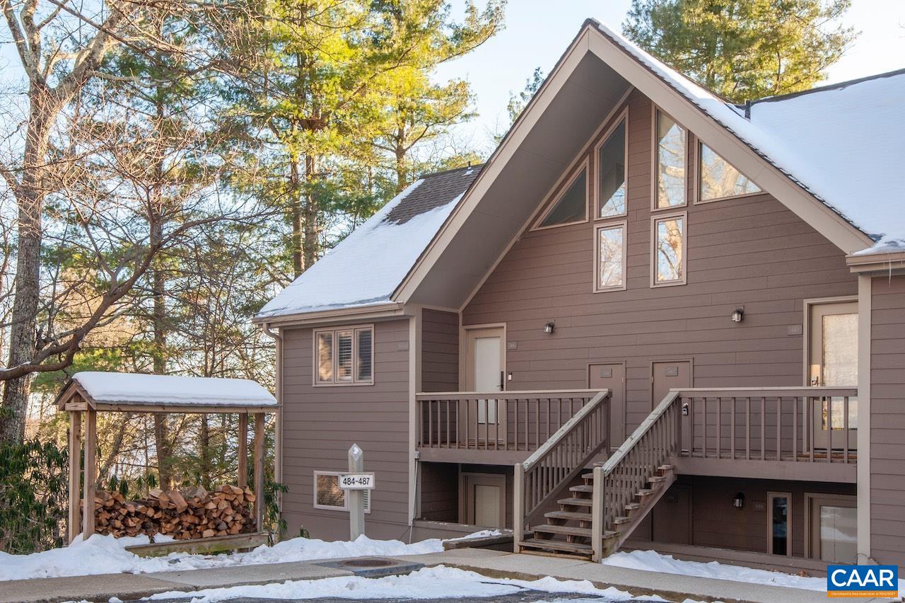 485 THREE RIDGES CONDOS