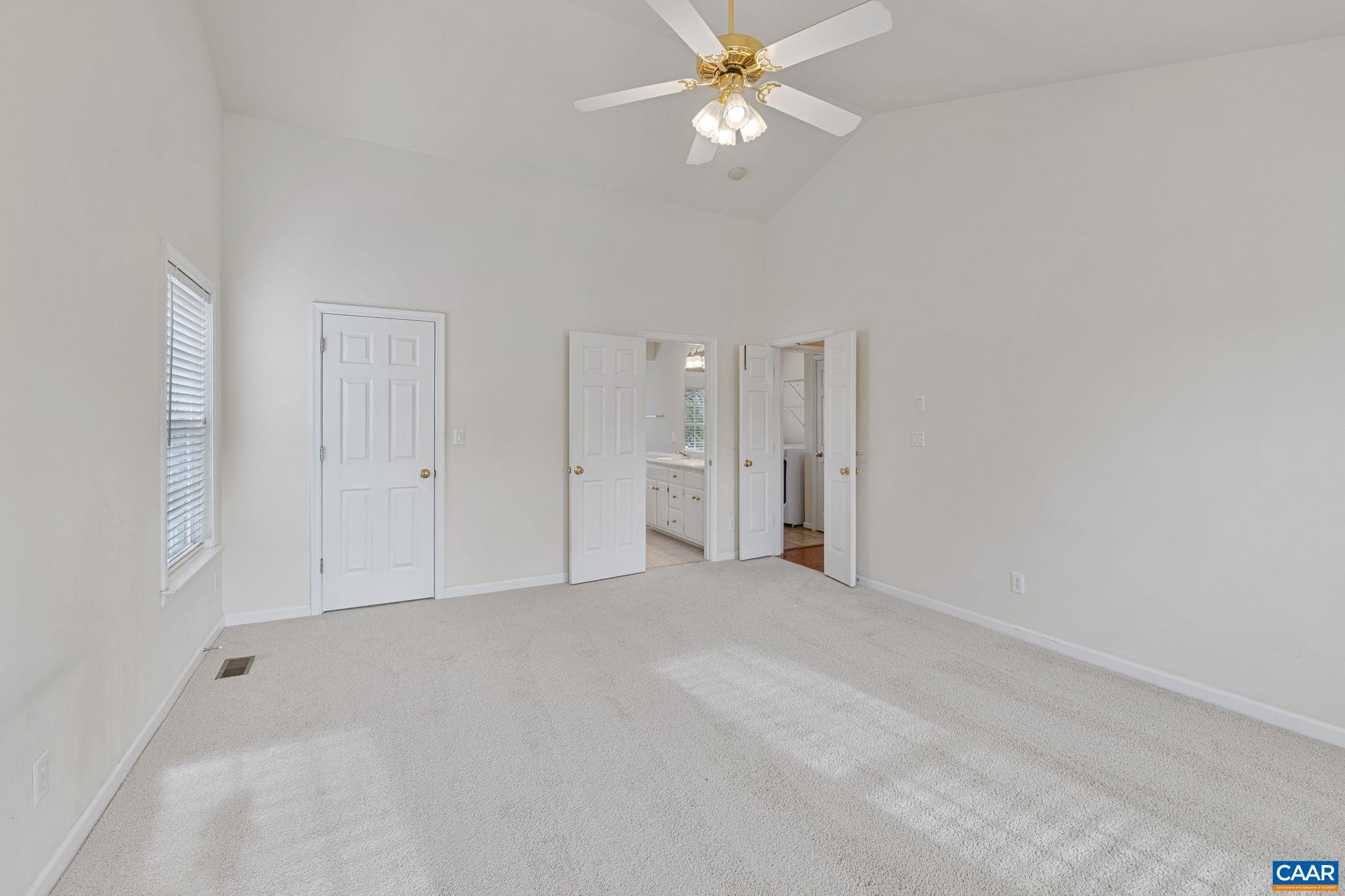 1527 CHERRY BARK LN