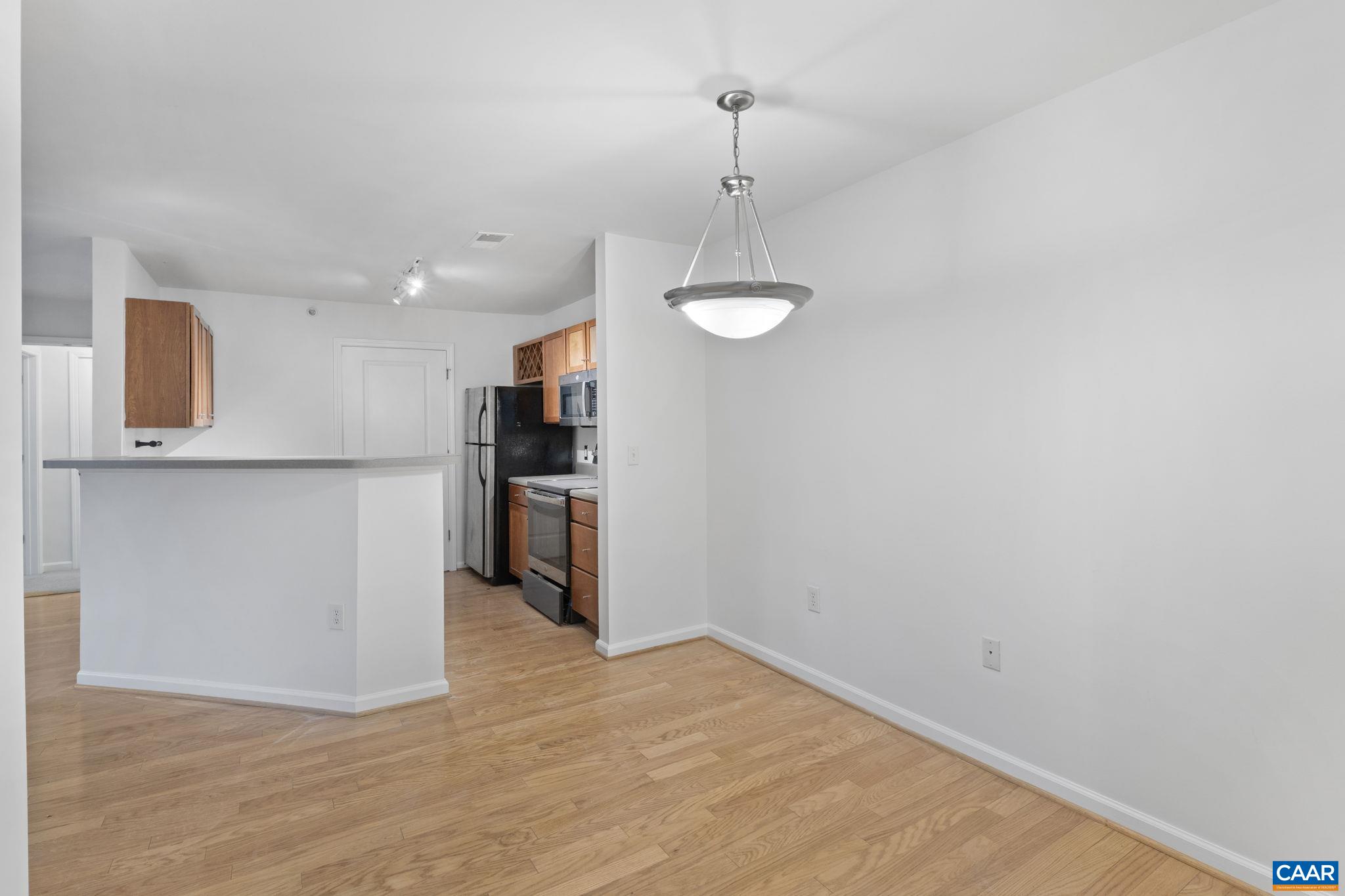 765 WALKER SQ Unit: 1A