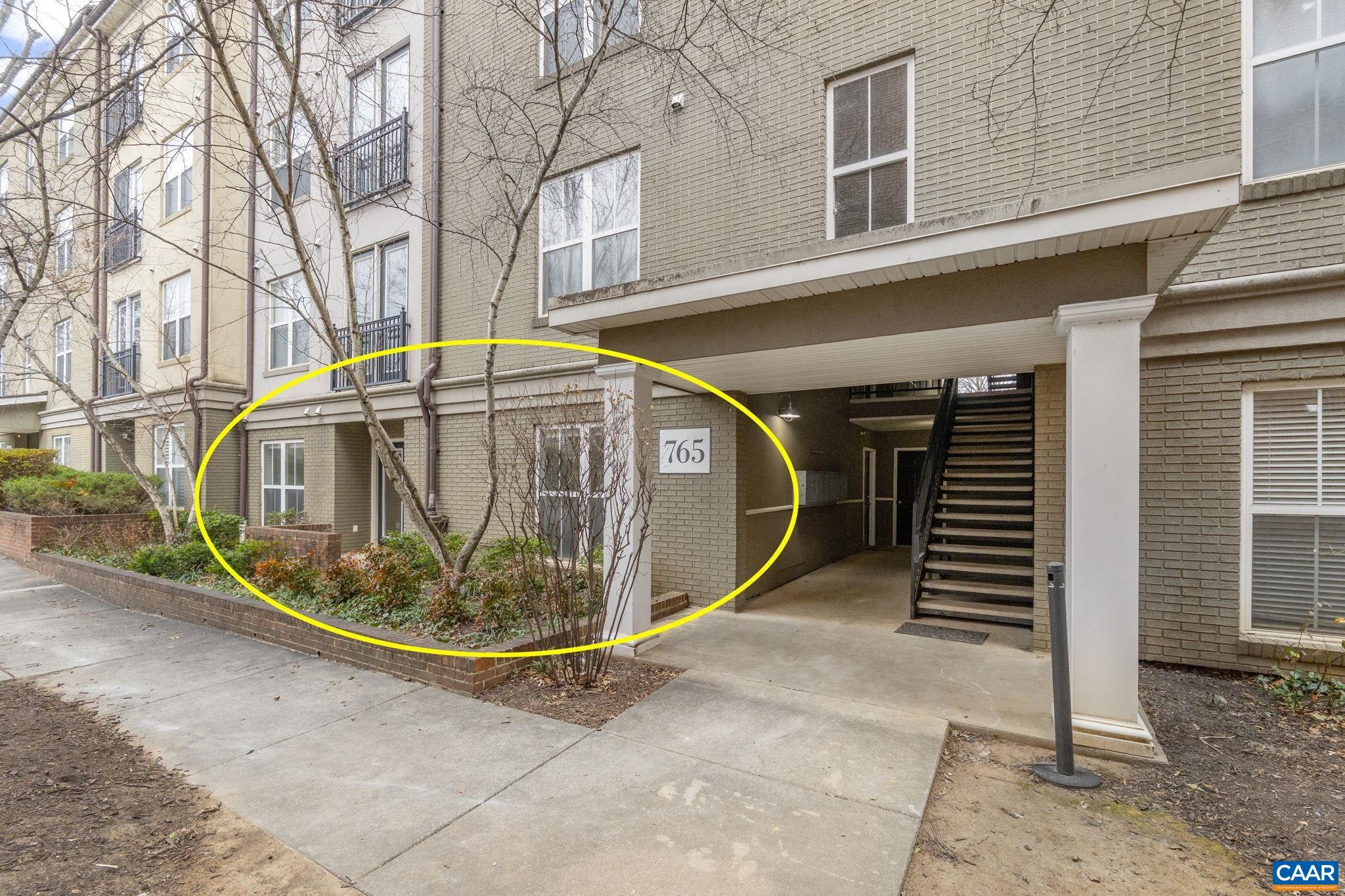 765 WALKER SQ Unit: 1A