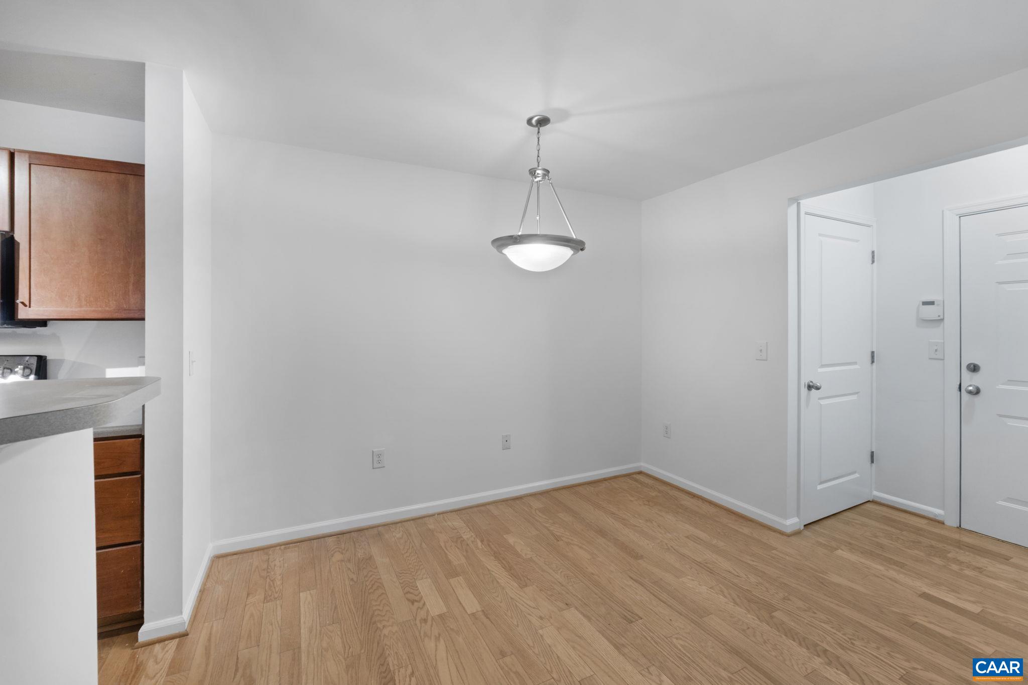 765 WALKER SQ Unit: 1A