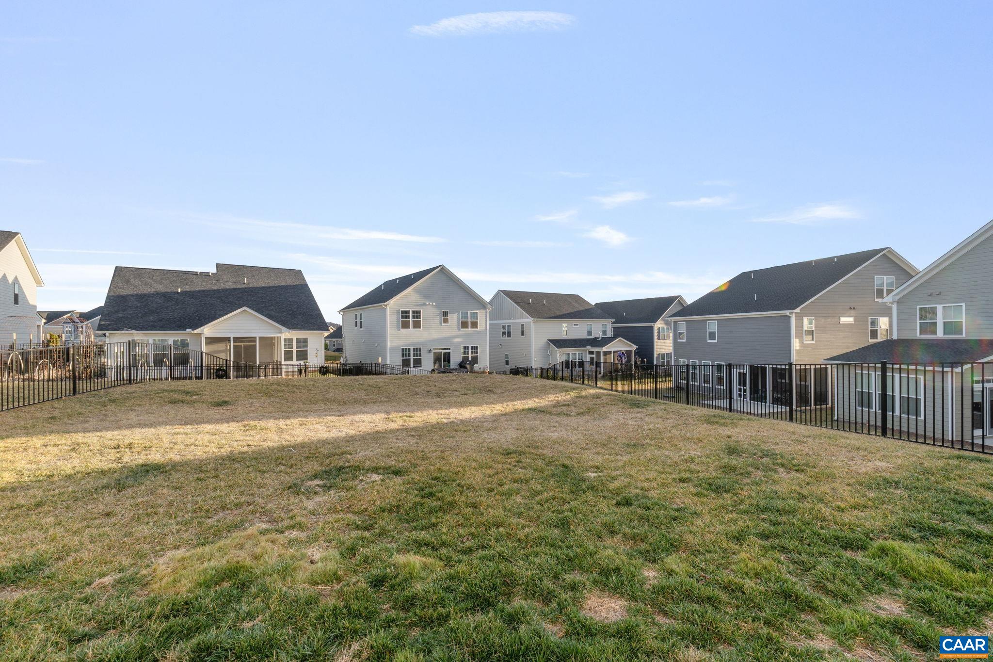 1006 BARKLEY VIEW CT