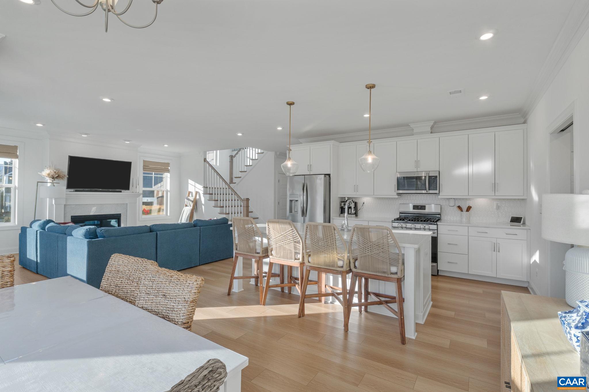 1006 BARKLEY VIEW CT