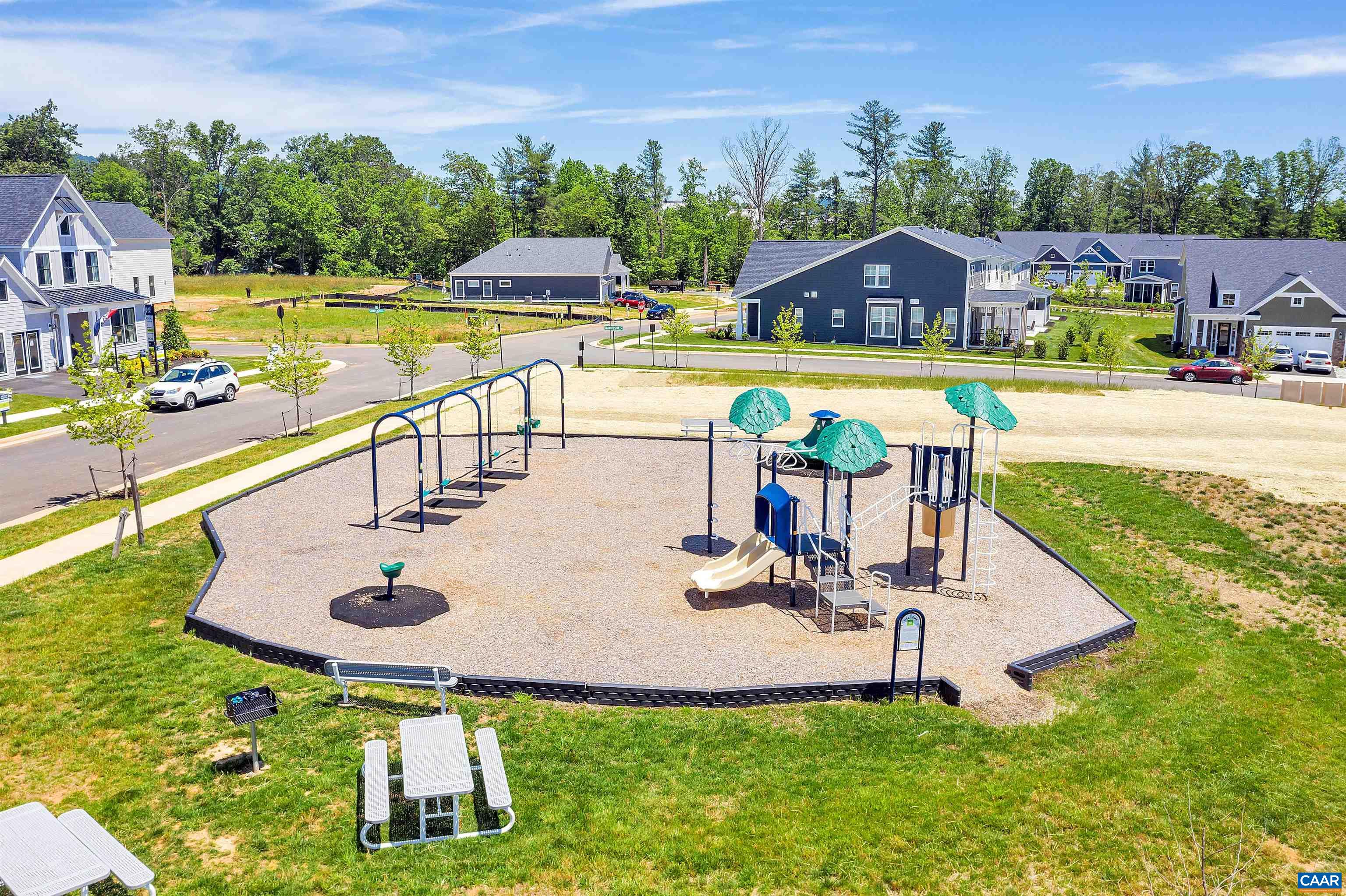 1006 BARKLEY VIEW CT