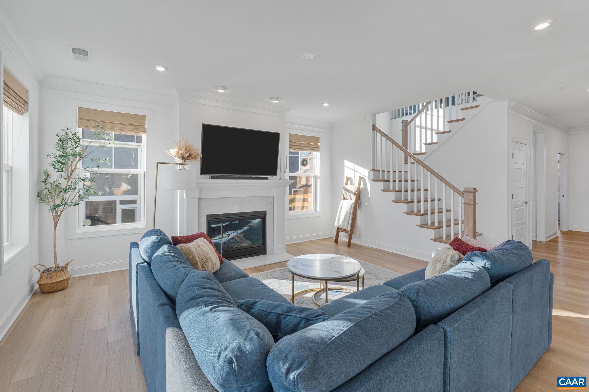 1006 BARKLEY VIEW CT