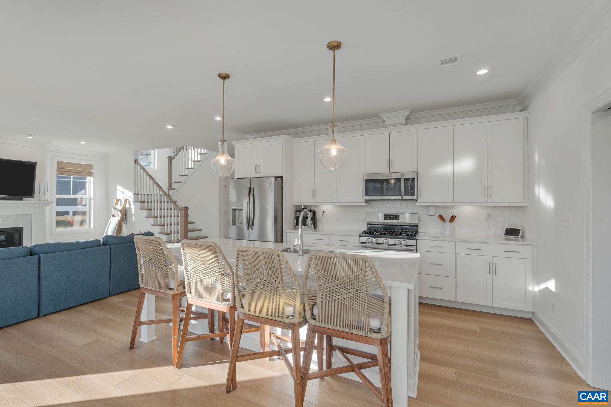 1006 BARKLEY VIEW CT