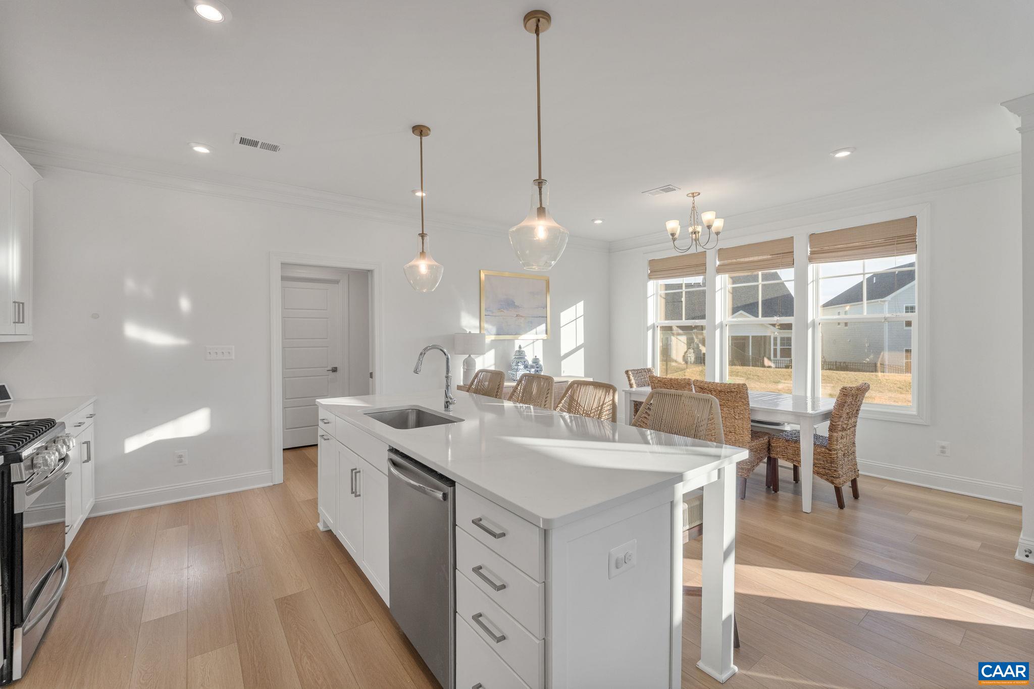 1006 BARKLEY VIEW CT