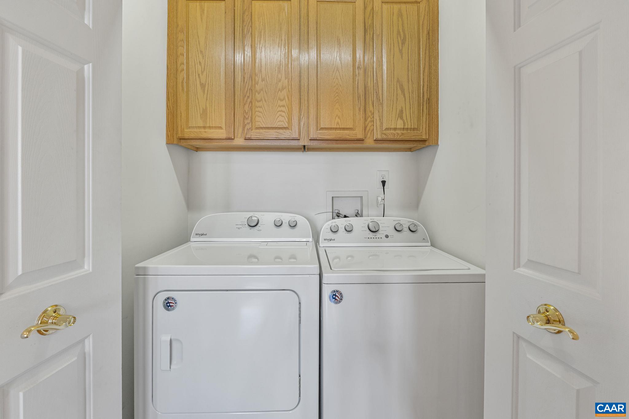 2325 RAVENSWOOD CT