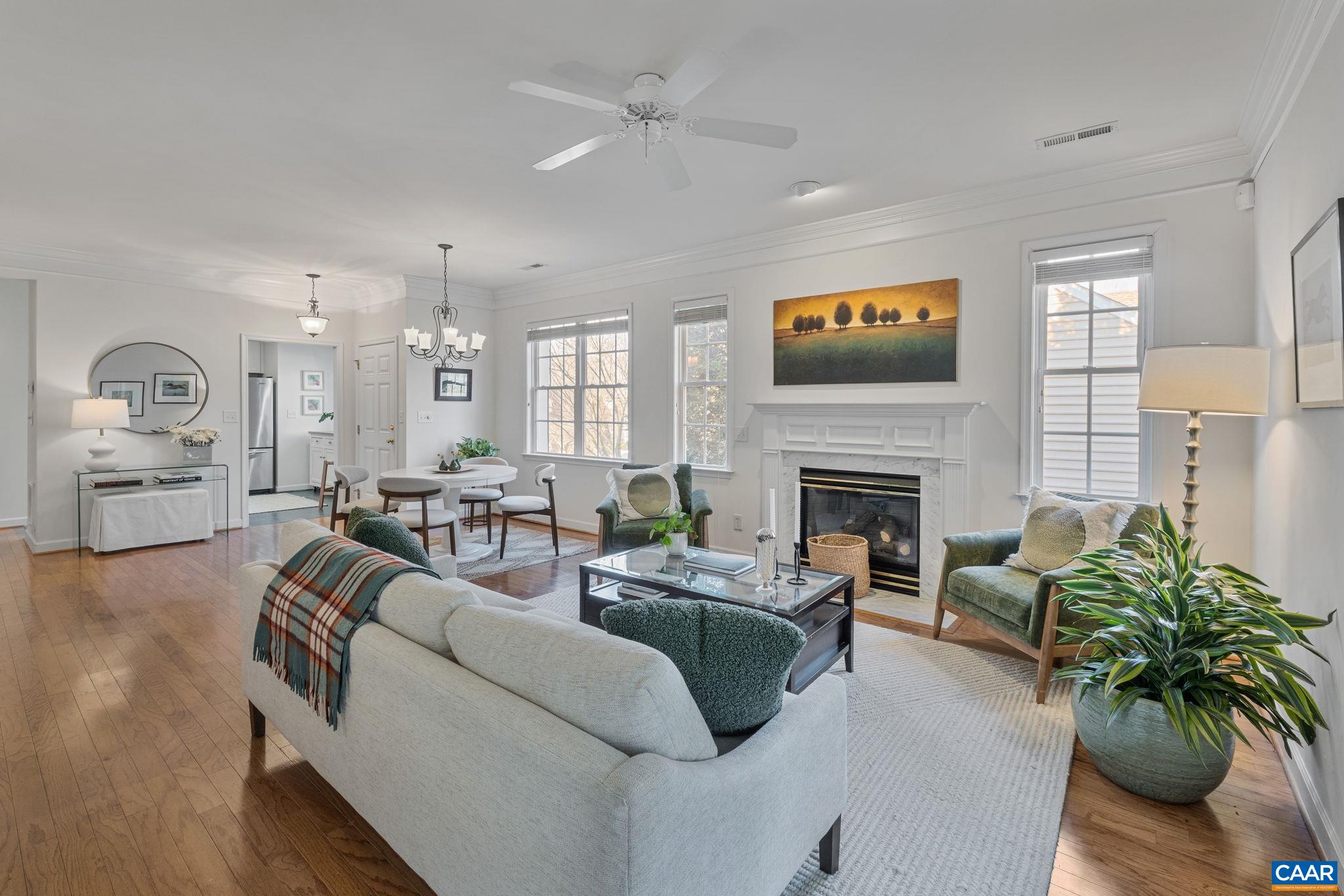 2325 RAVENSWOOD CT