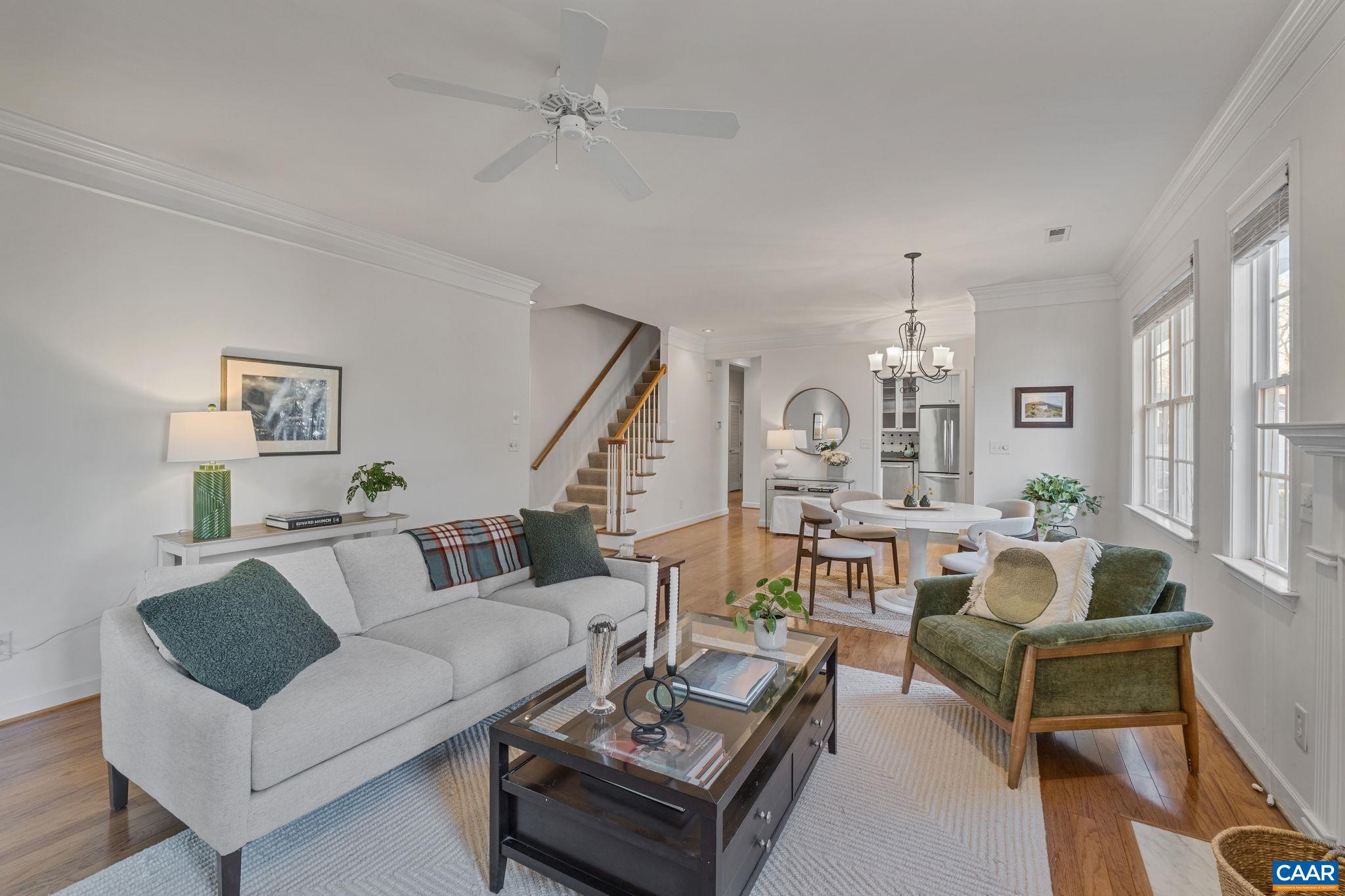 2325 RAVENSWOOD CT