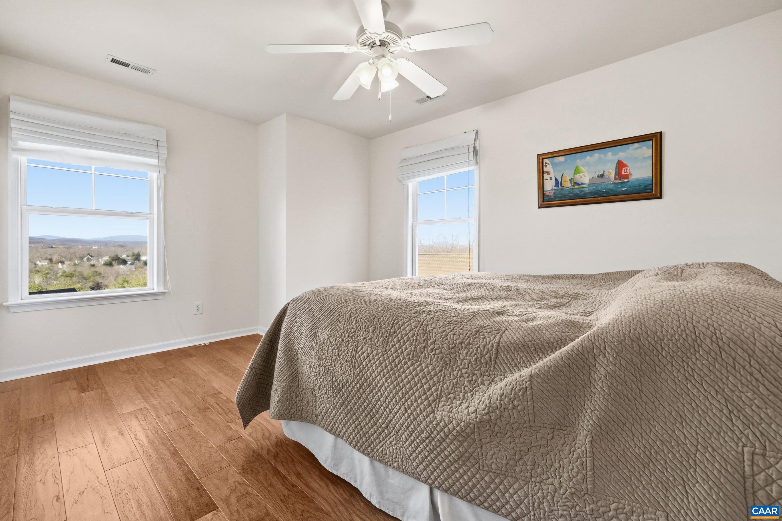 1372 STONEY RIDGE RD