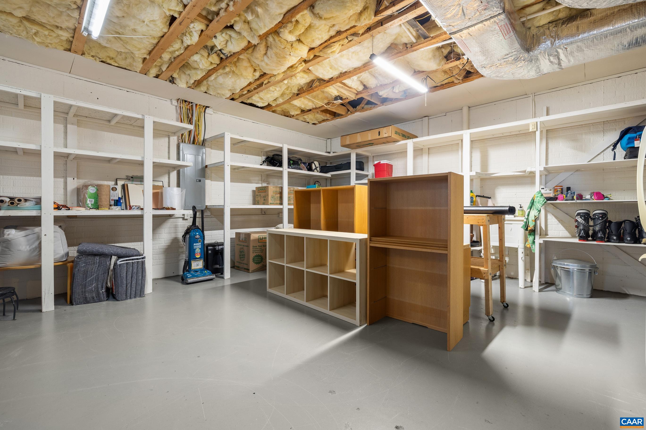 1372 STONEY RIDGE RD