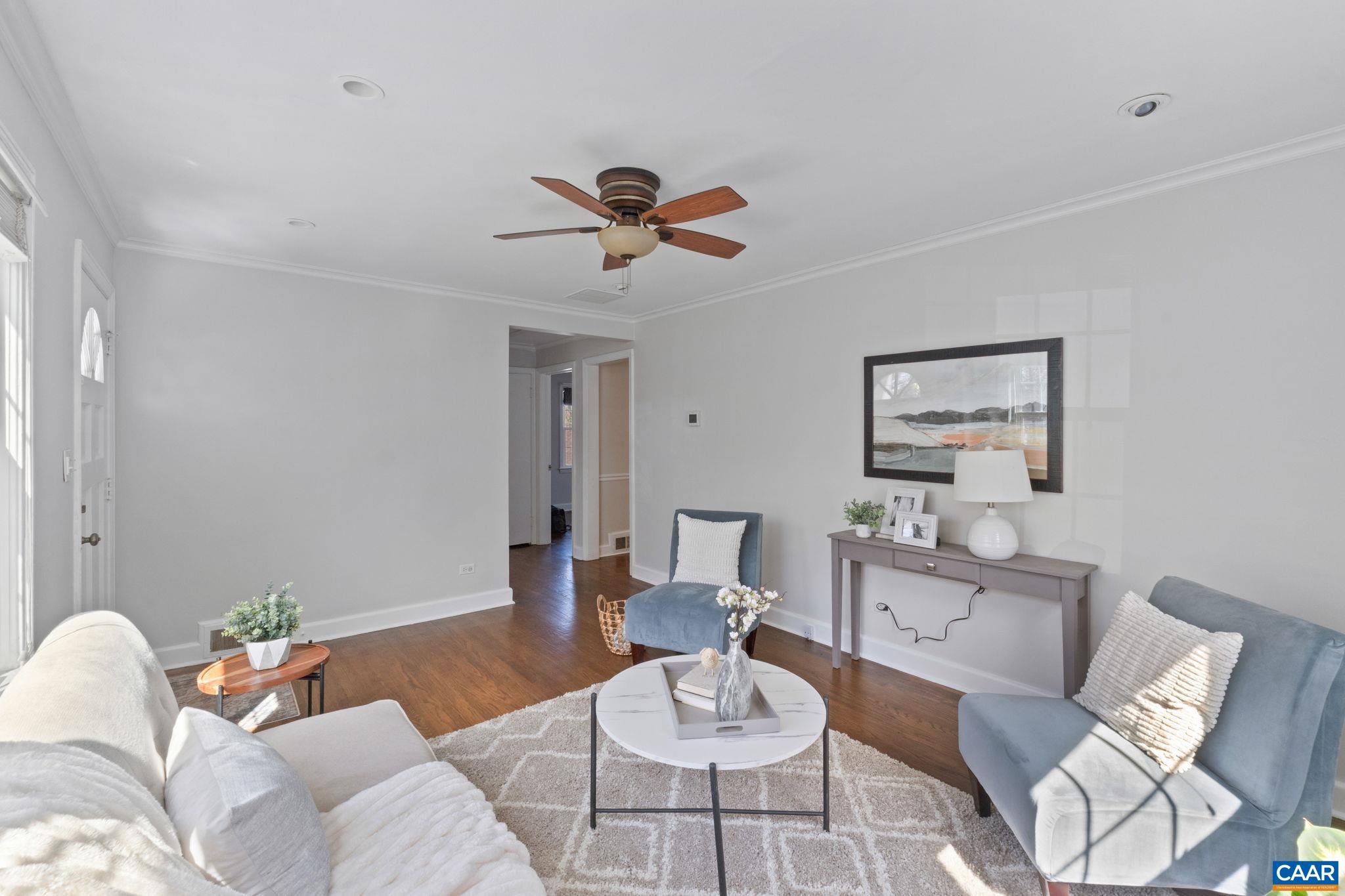 1007 MONTROSE AVE