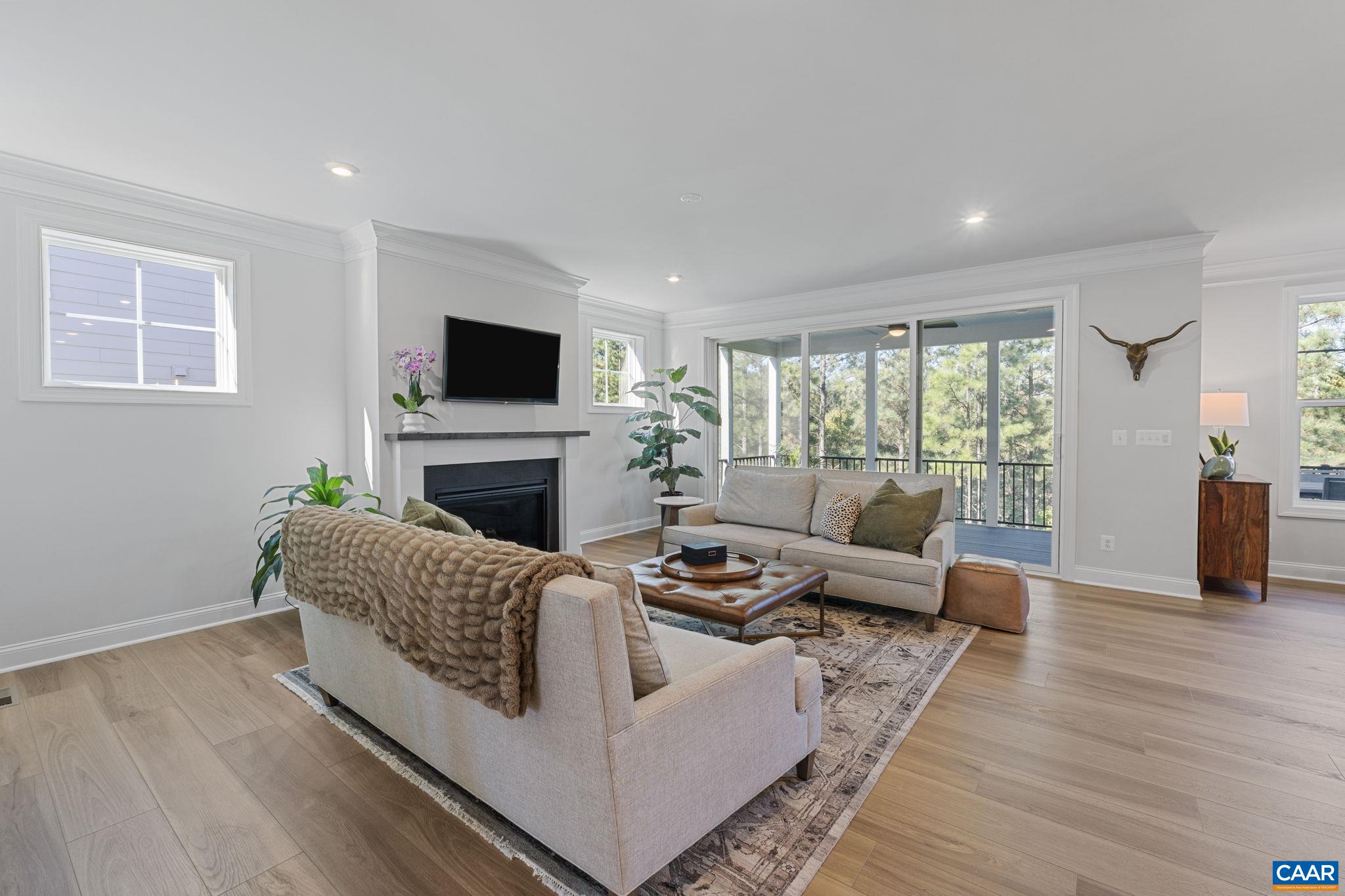 1169 SABLEWOOD DR