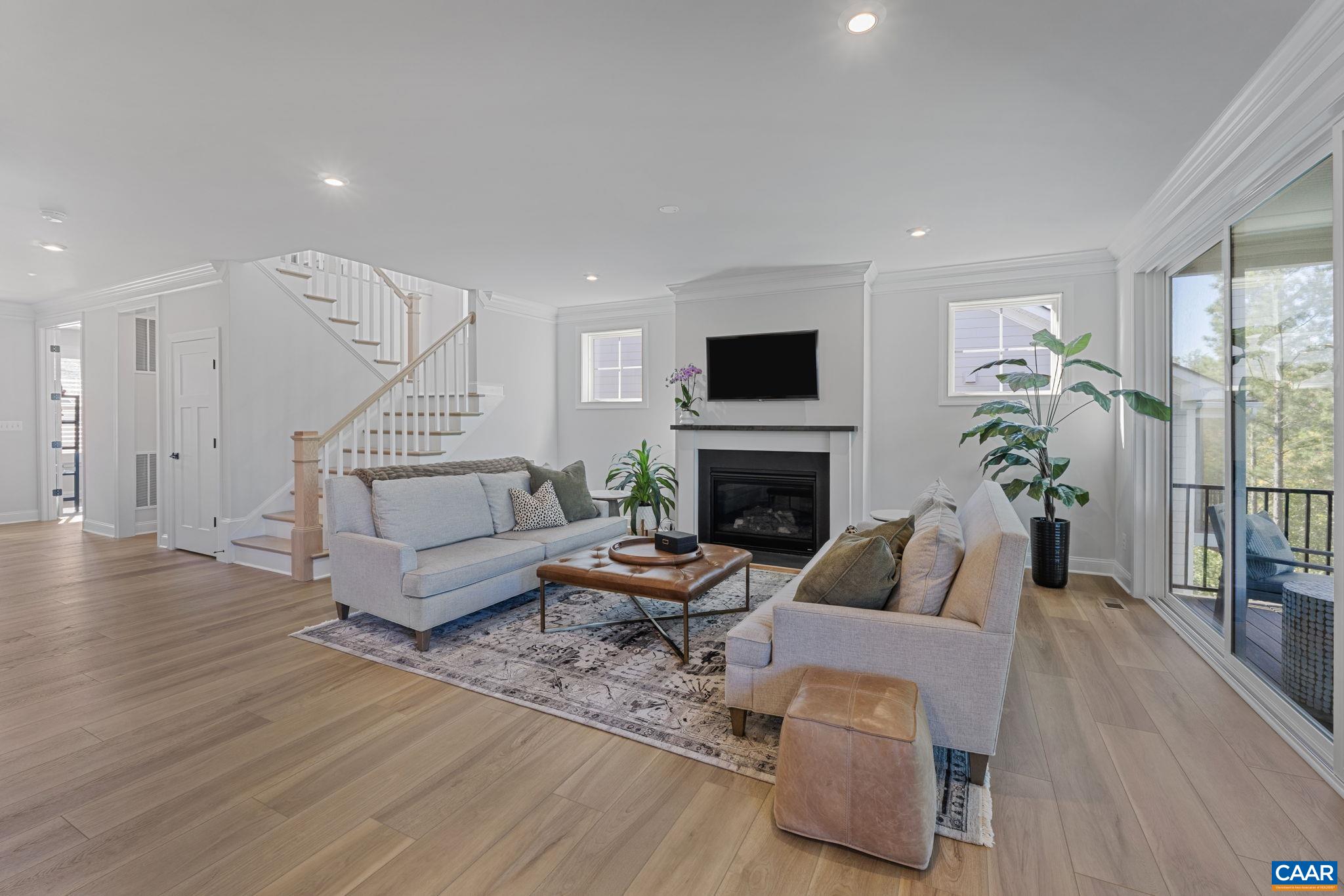 1169 SABLEWOOD DR