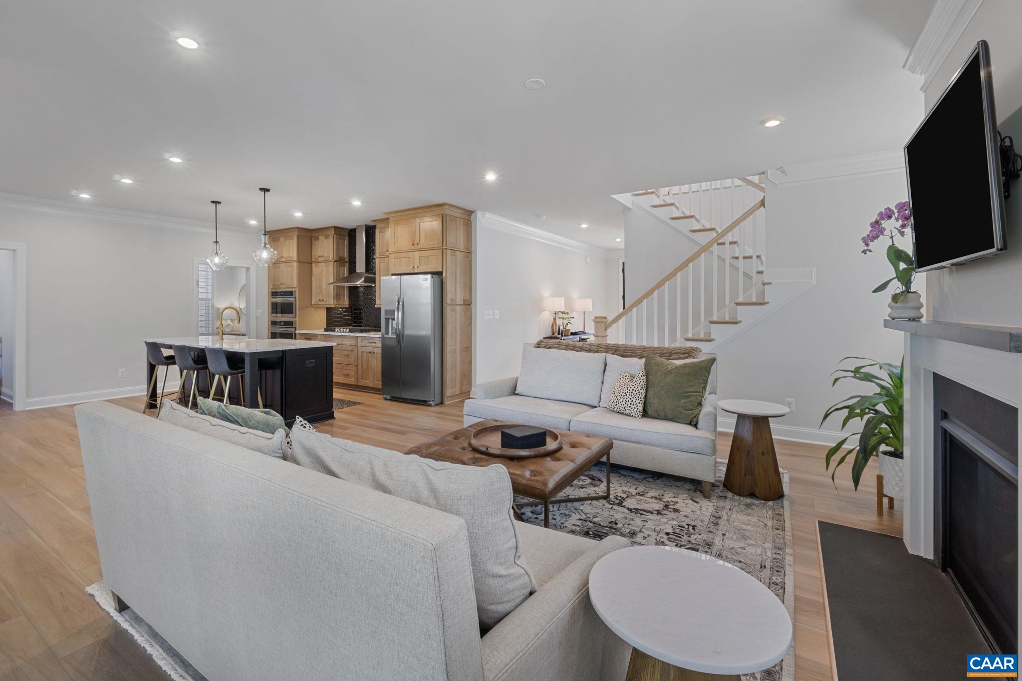 1169 SABLEWOOD DR