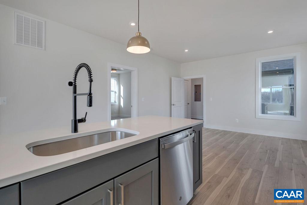 41 WARDELL CREST