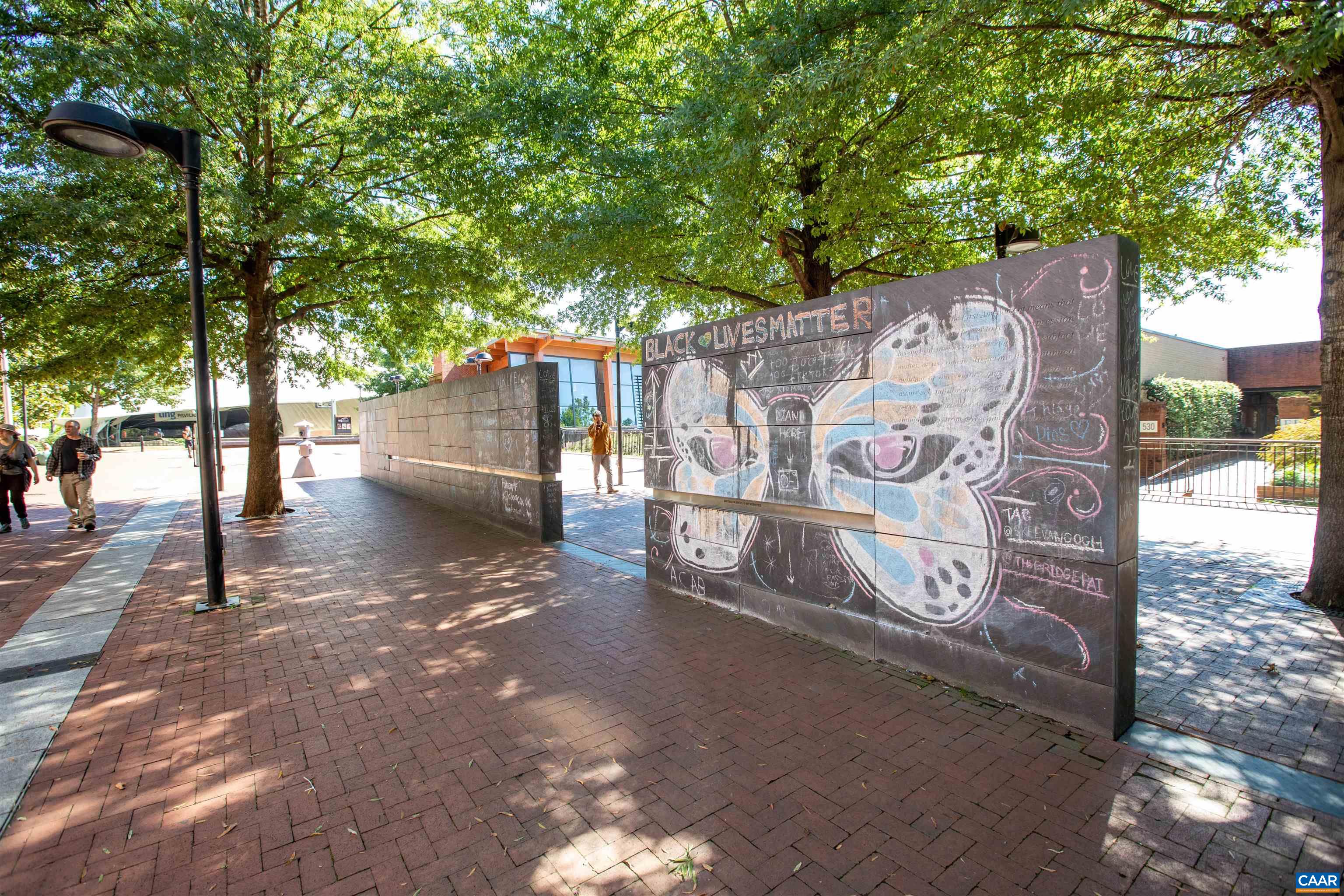 500 COURT SQ Unit: 406