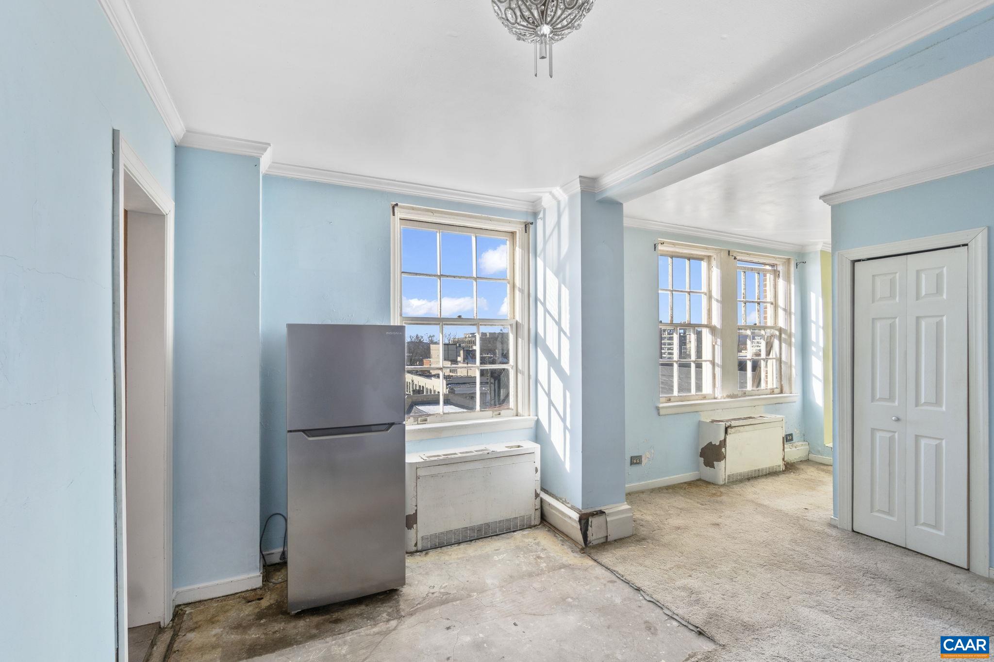 500 COURT SQ Unit: 406