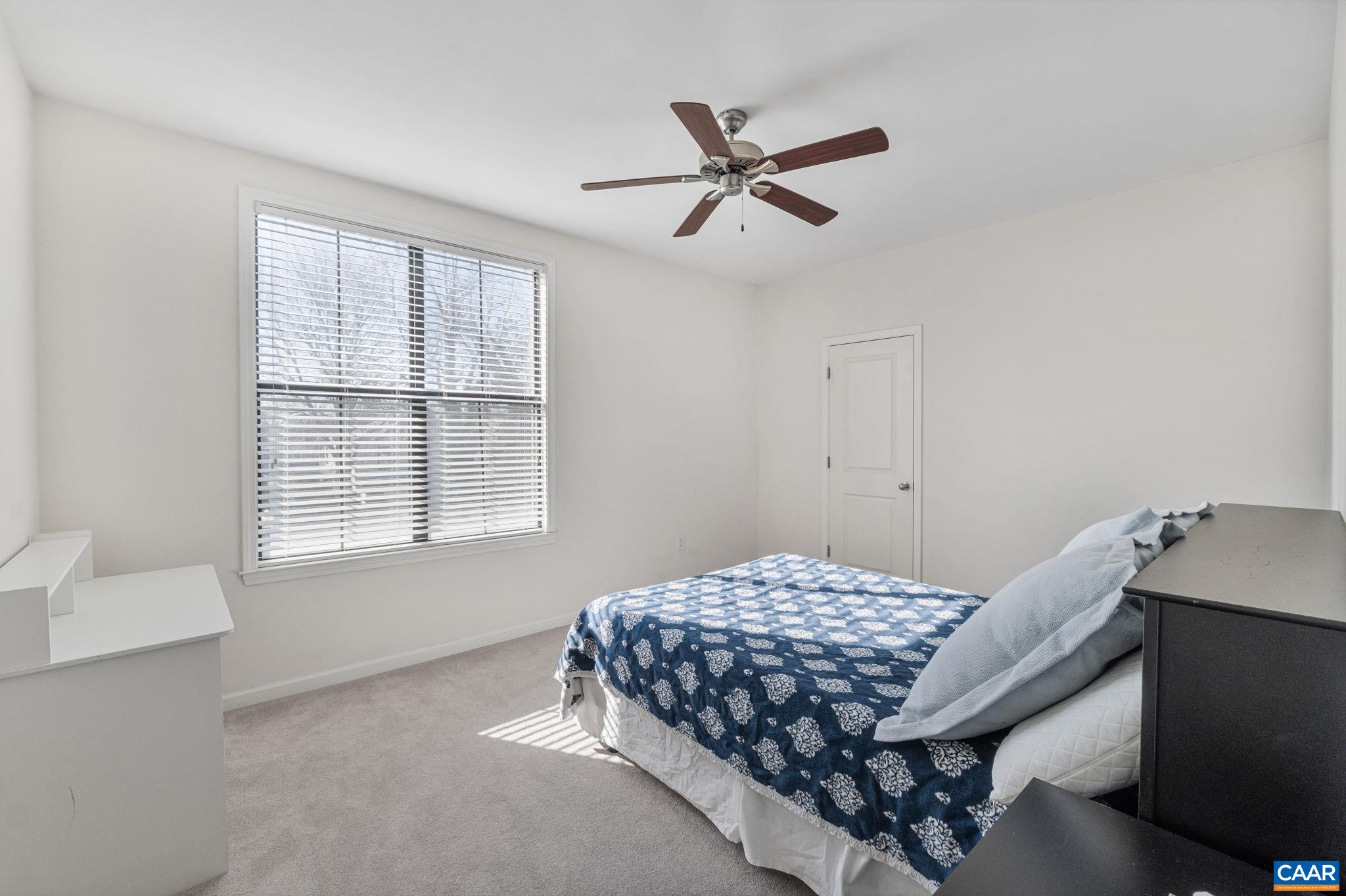 750 WALKER SQ Unit: 3B