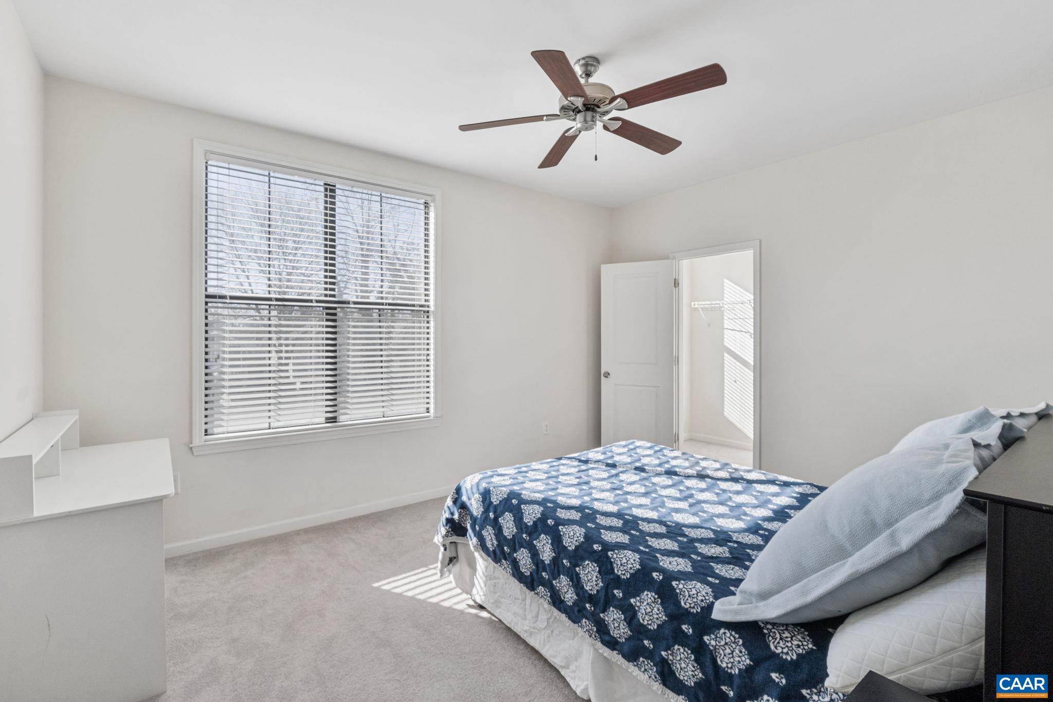 750 WALKER SQ Unit: 3B