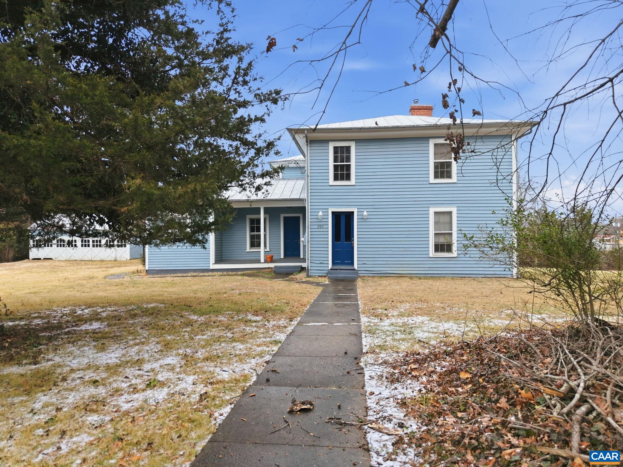 204 HOLLADAY AVE
