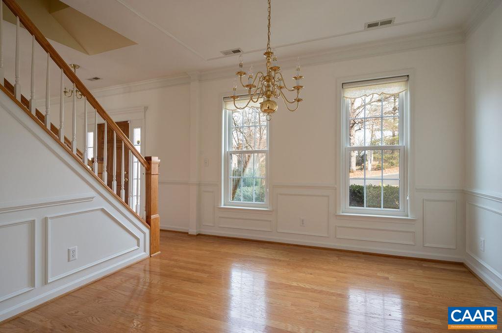 1101 TOWNE LN