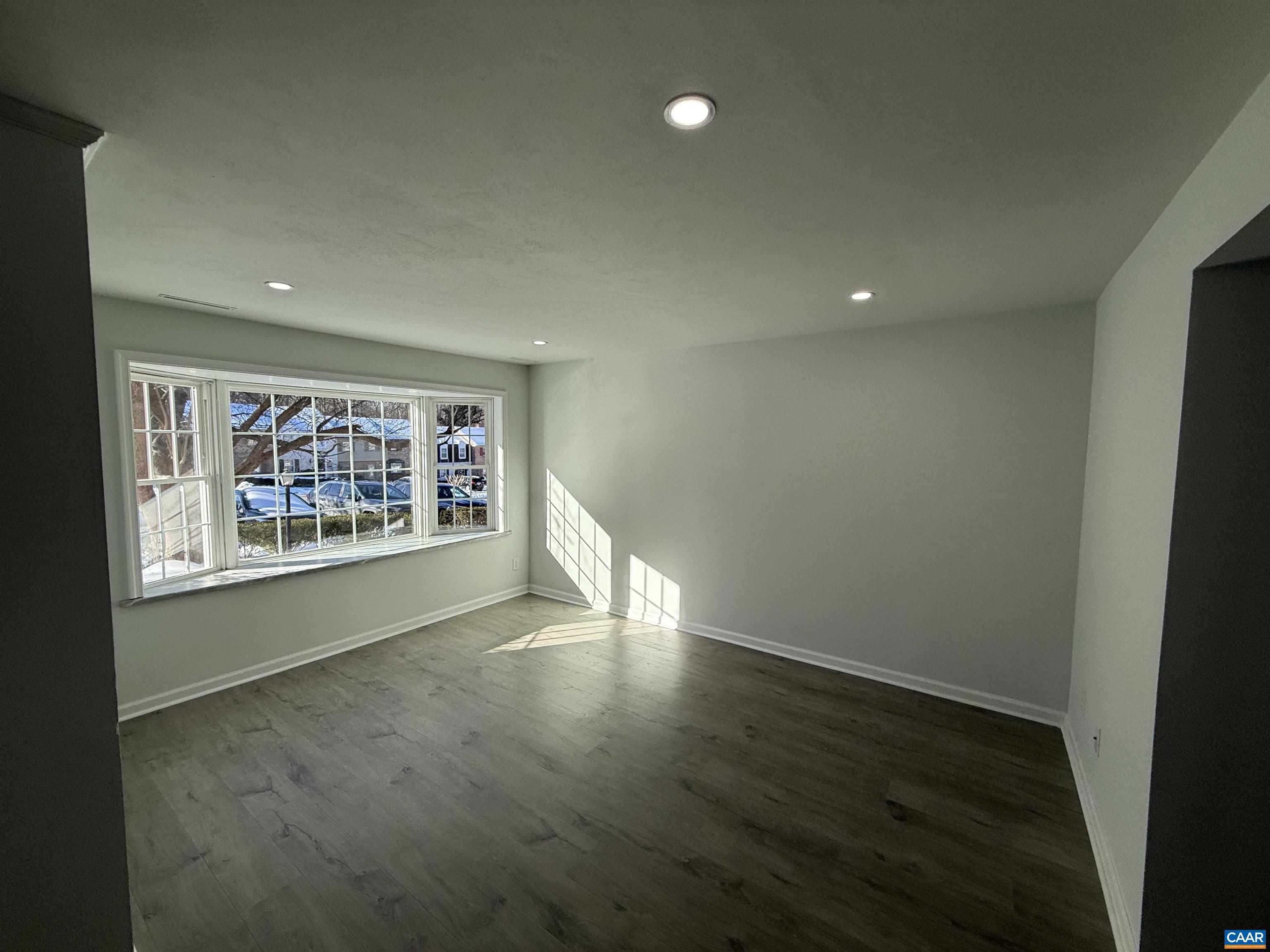 120 GEORGETOWN GREEN