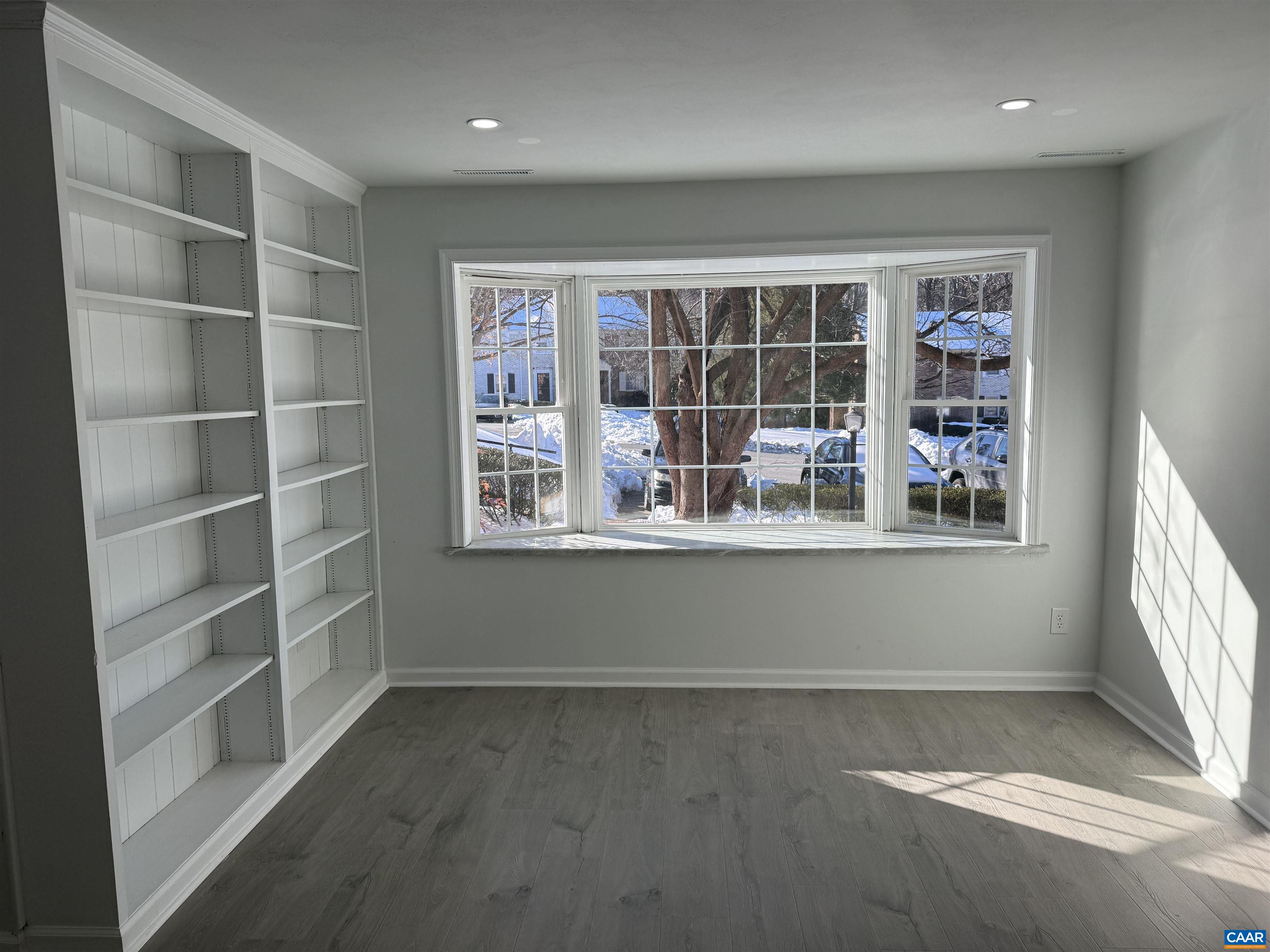 120 GEORGETOWN GREEN