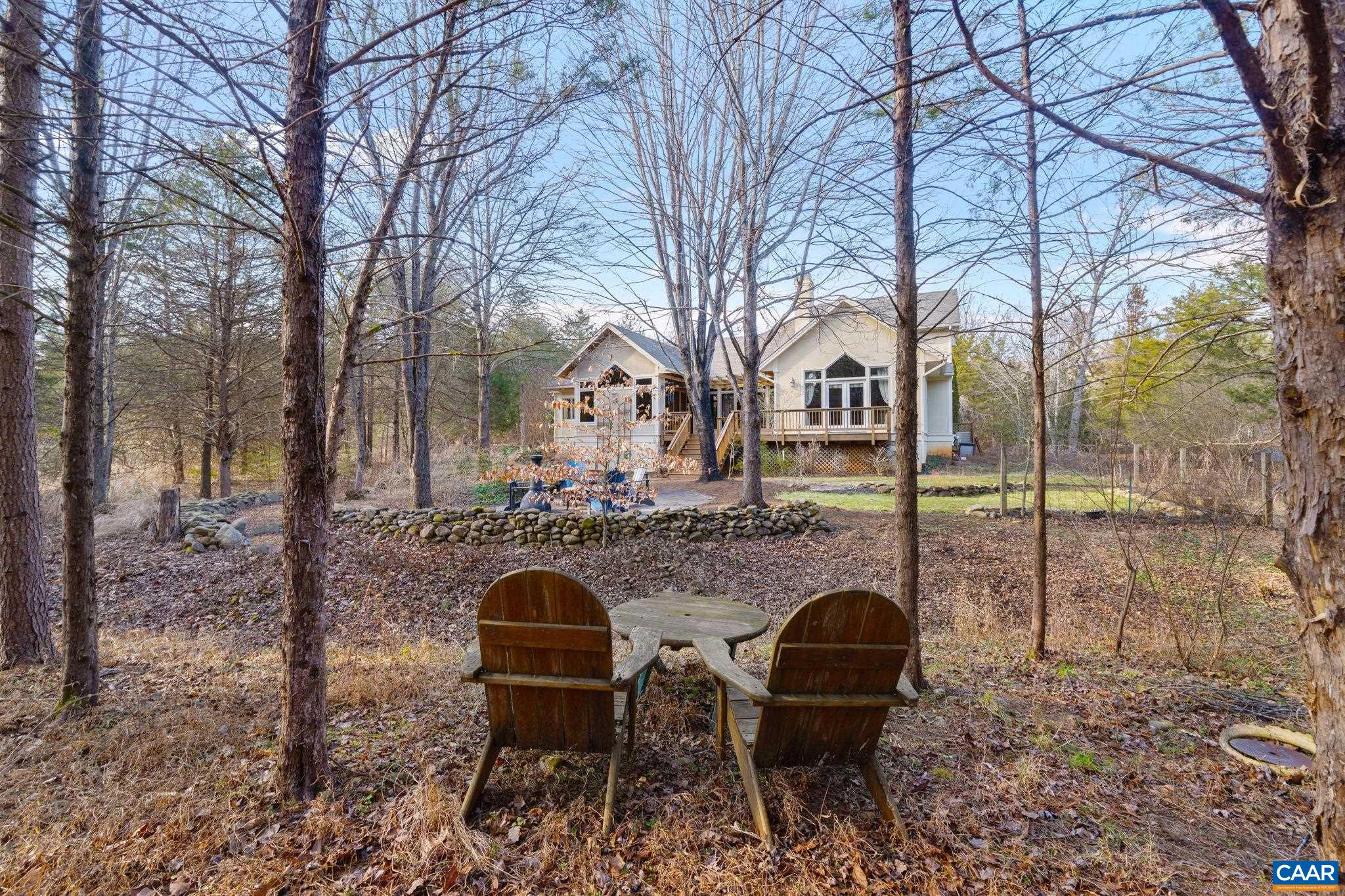 379 CEDAR MEADOW DR