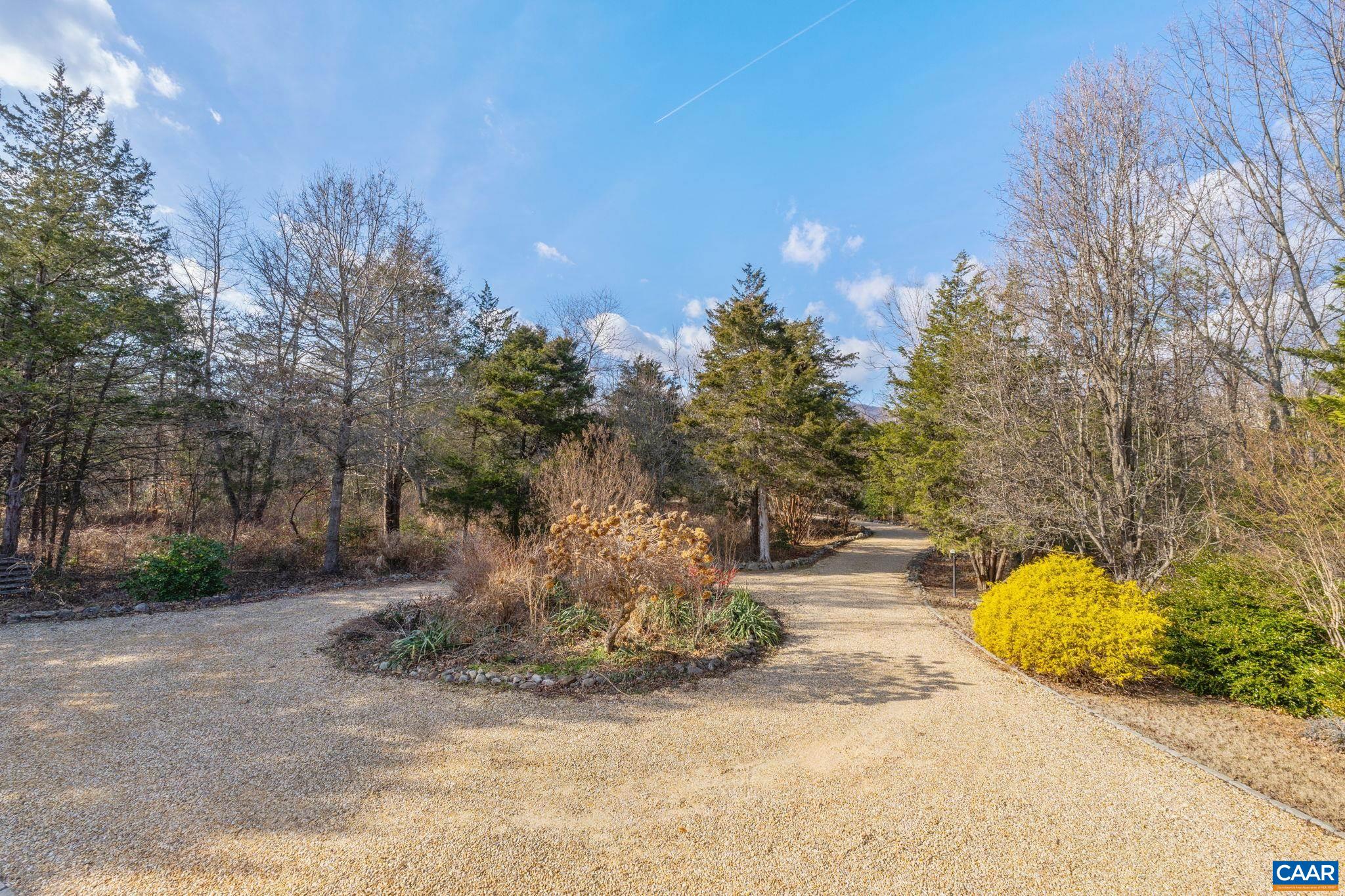 379 CEDAR MEADOW DR