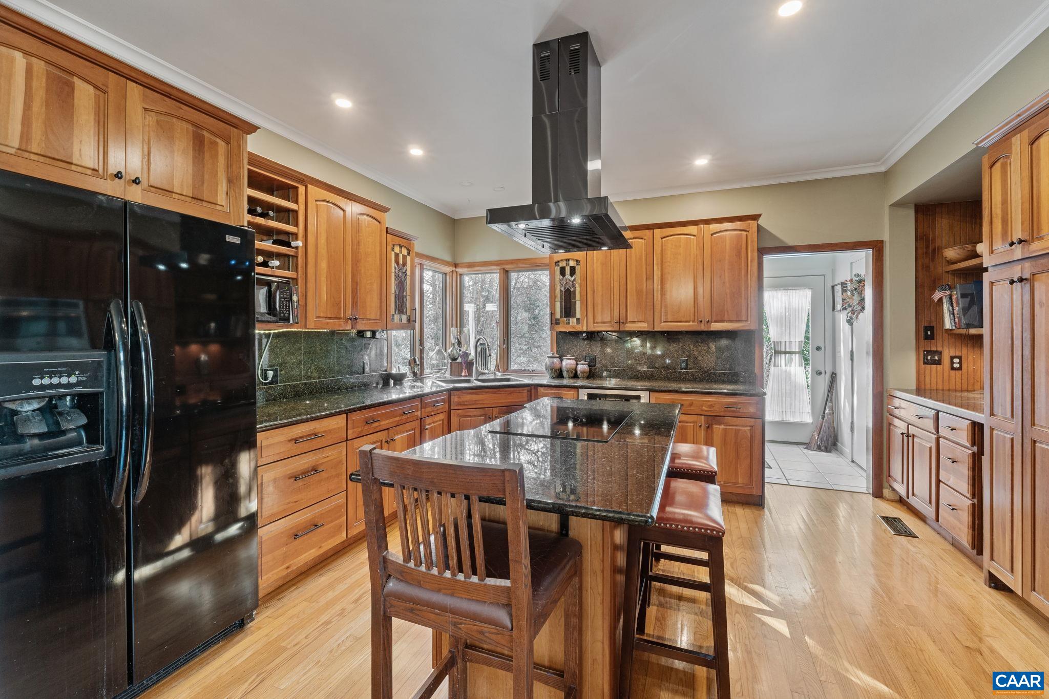 379 CEDAR MEADOW DR
