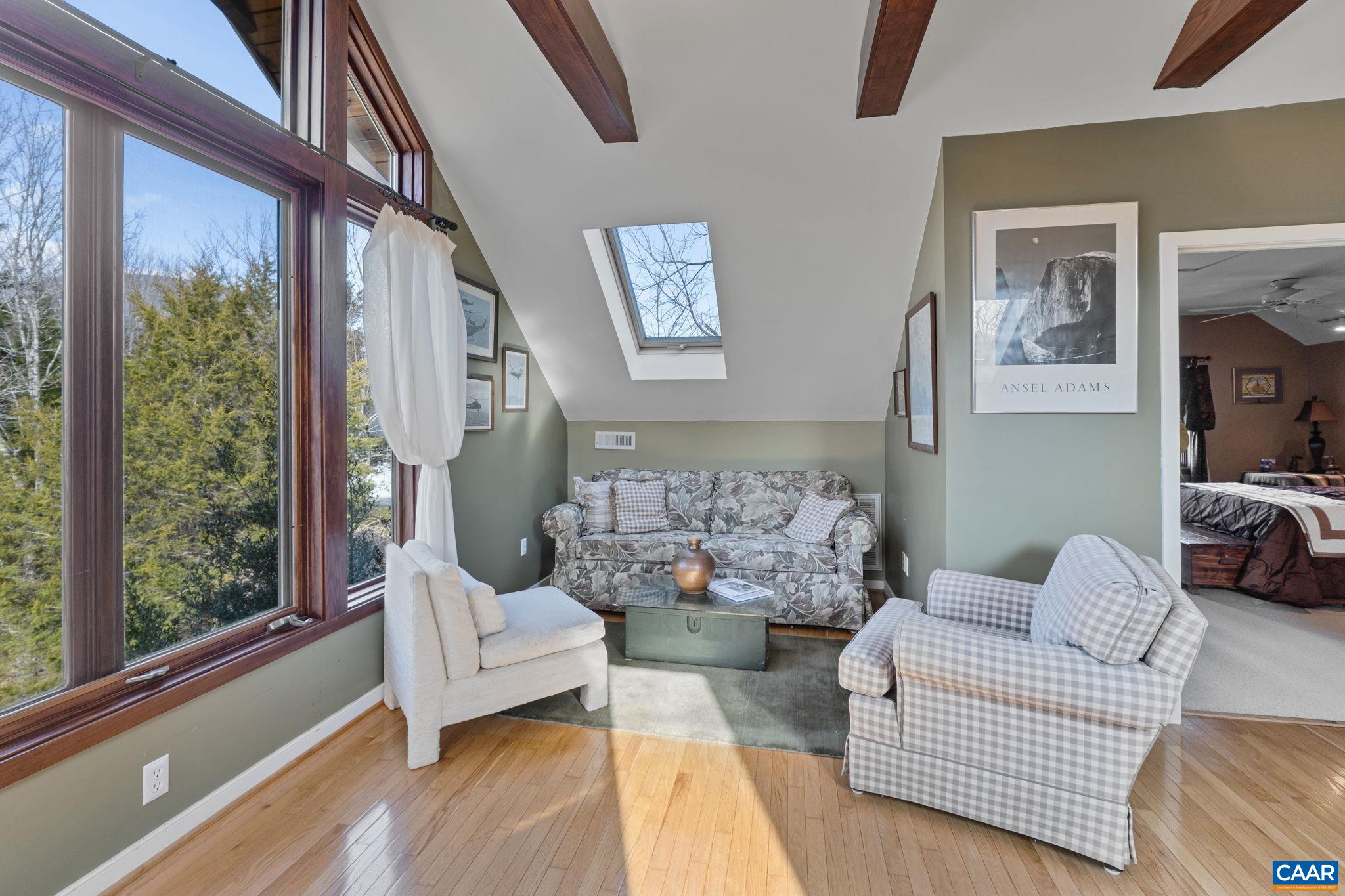 379 CEDAR MEADOW DR