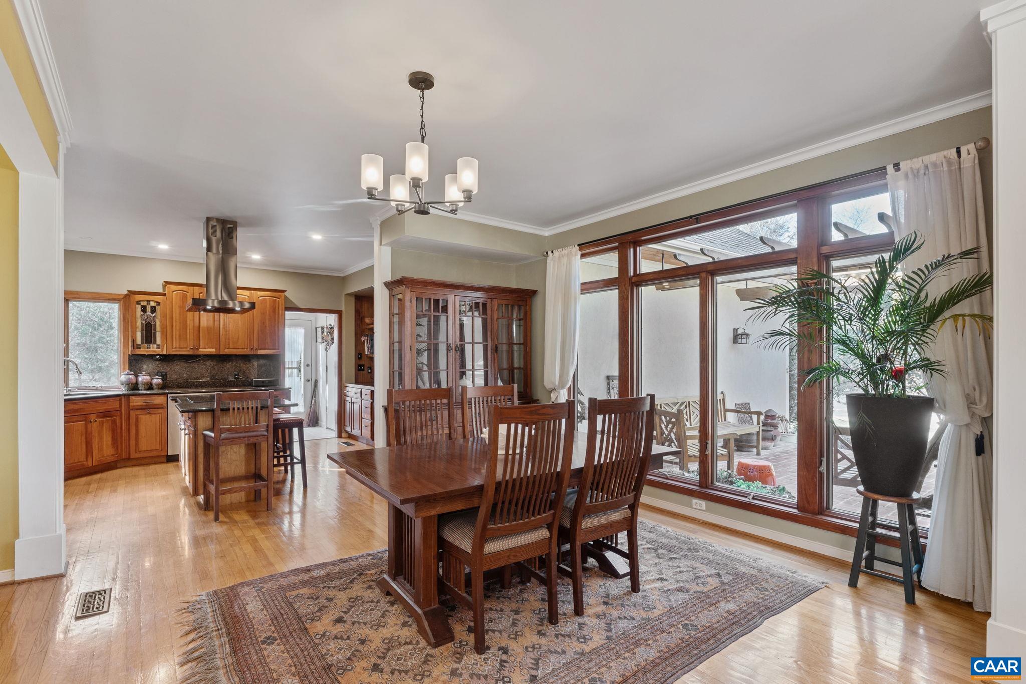 379 CEDAR MEADOW DR