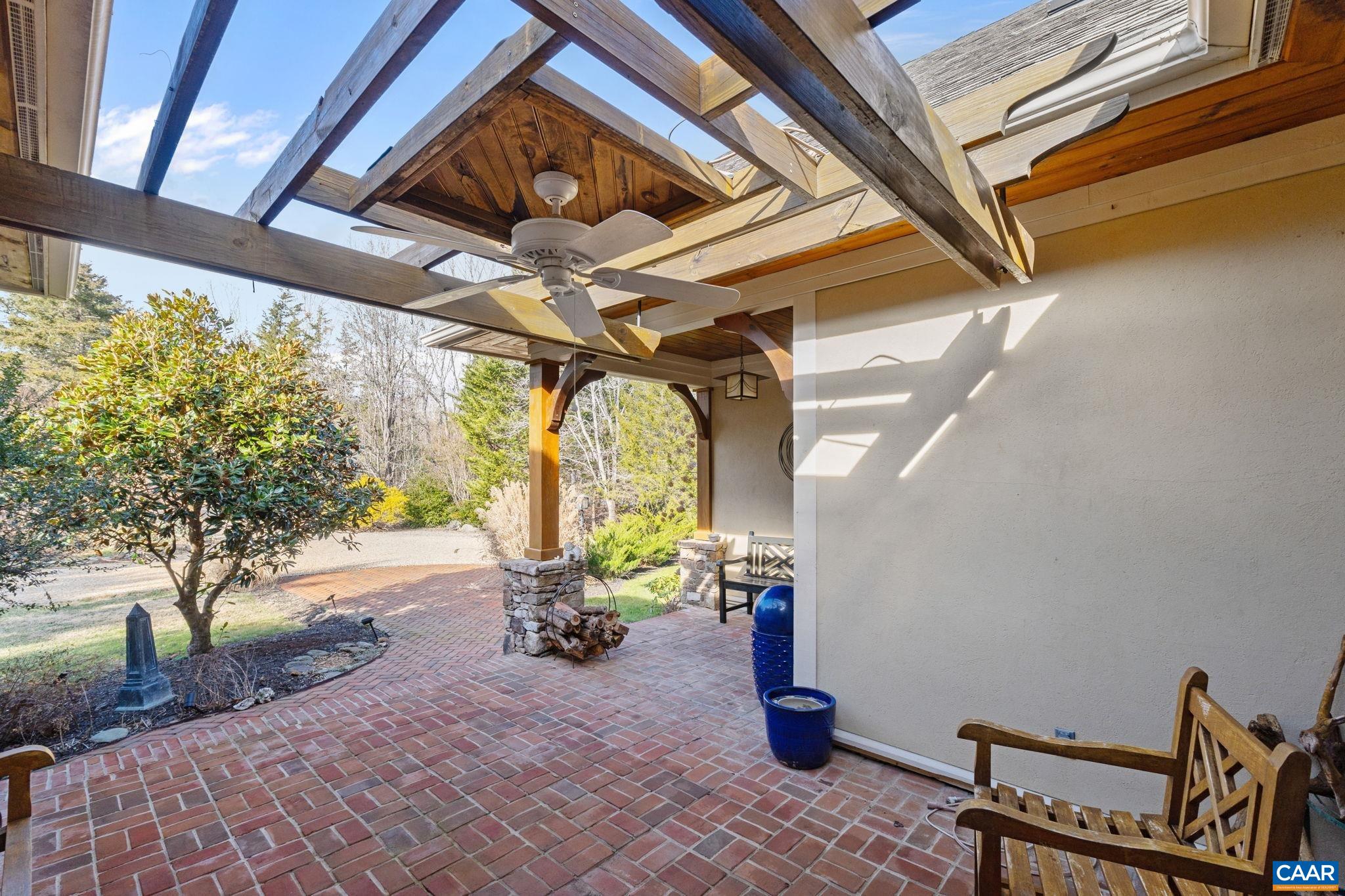 379 CEDAR MEADOW DR