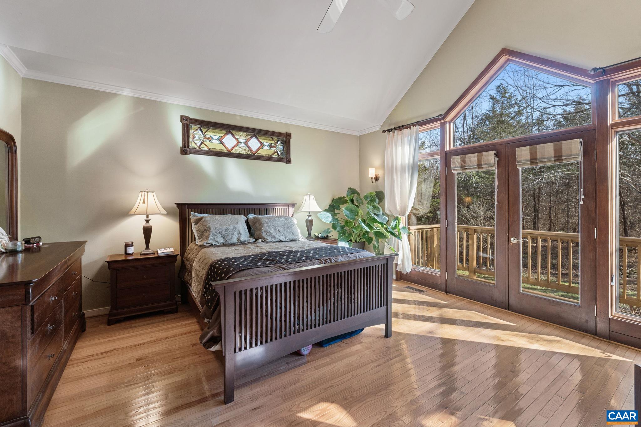 379 CEDAR MEADOW DR