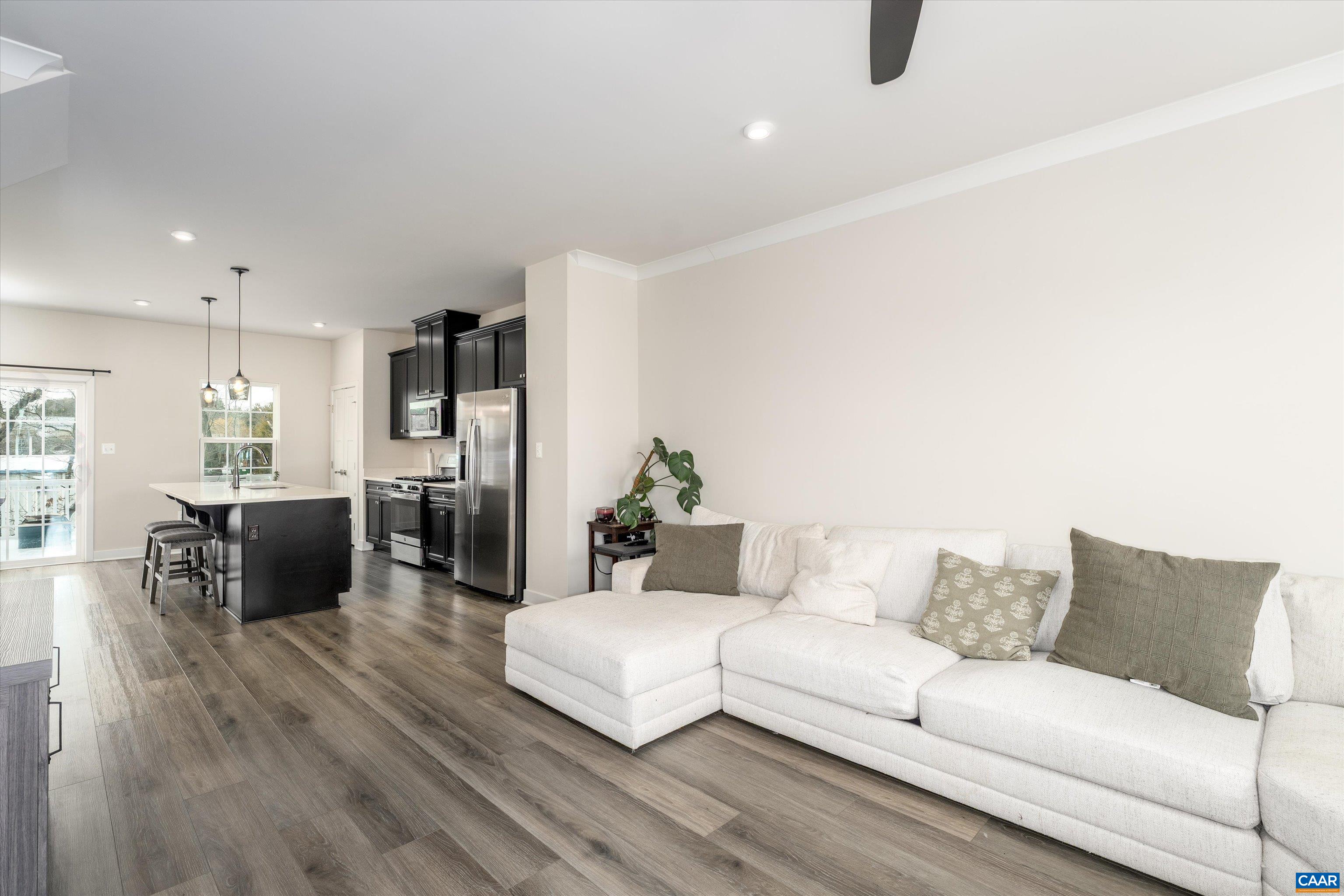 3229 ACADIA DR