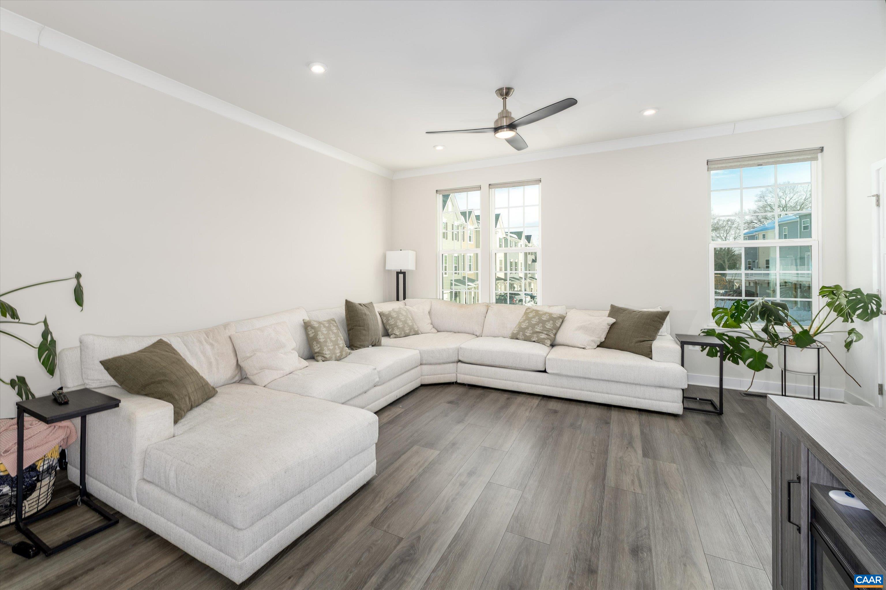 3229 ACADIA DR