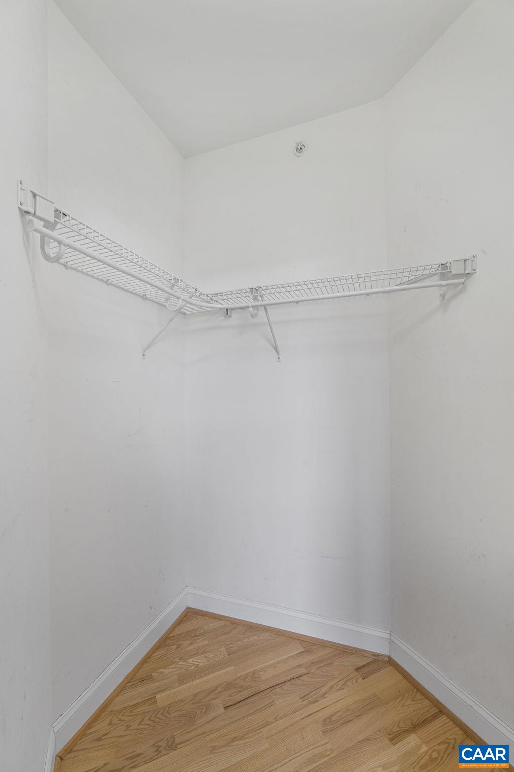 949 GLENWOOD STATION LN Unit: 202