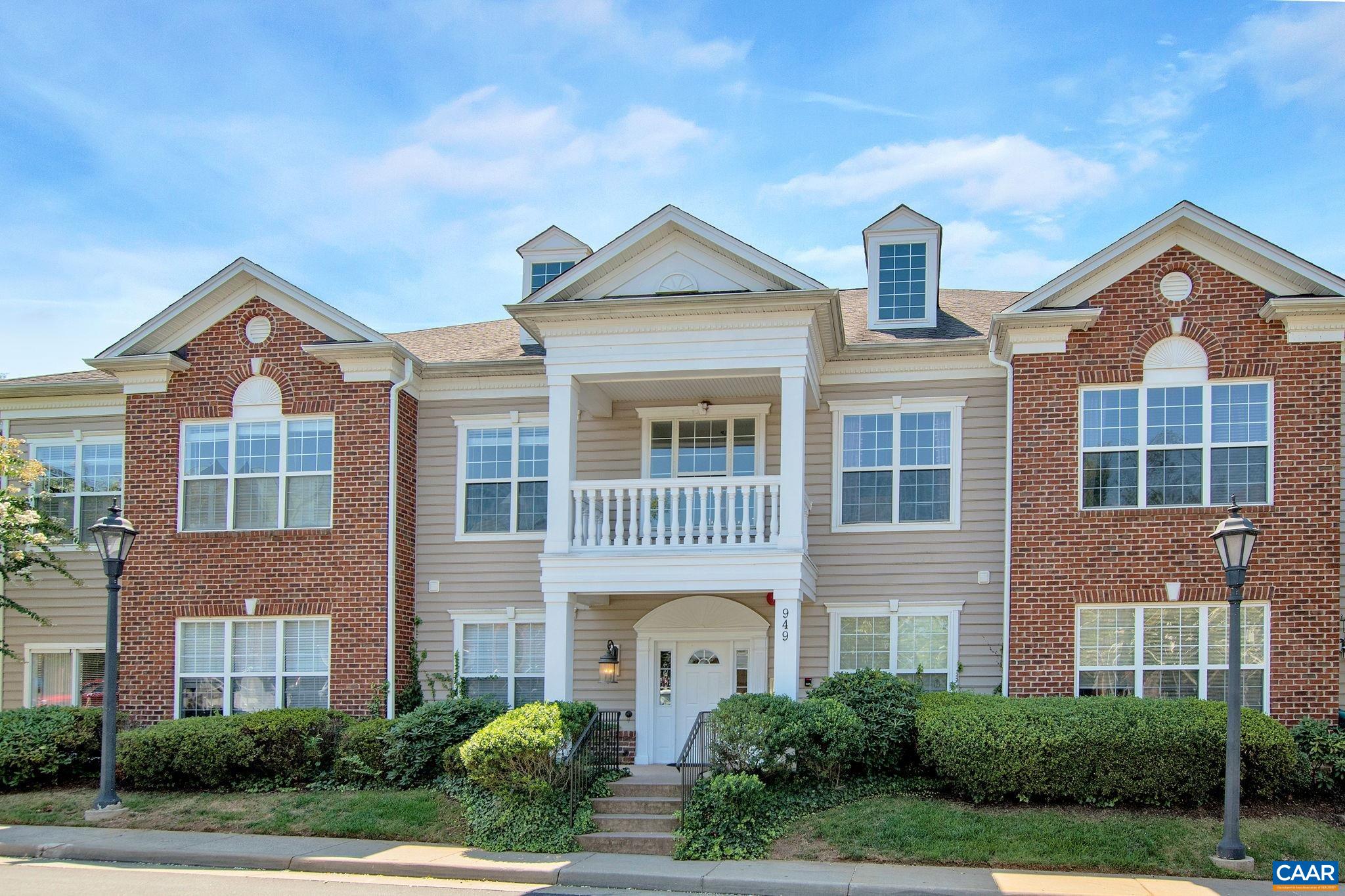 949 GLENWOOD STATION LN Unit: 202